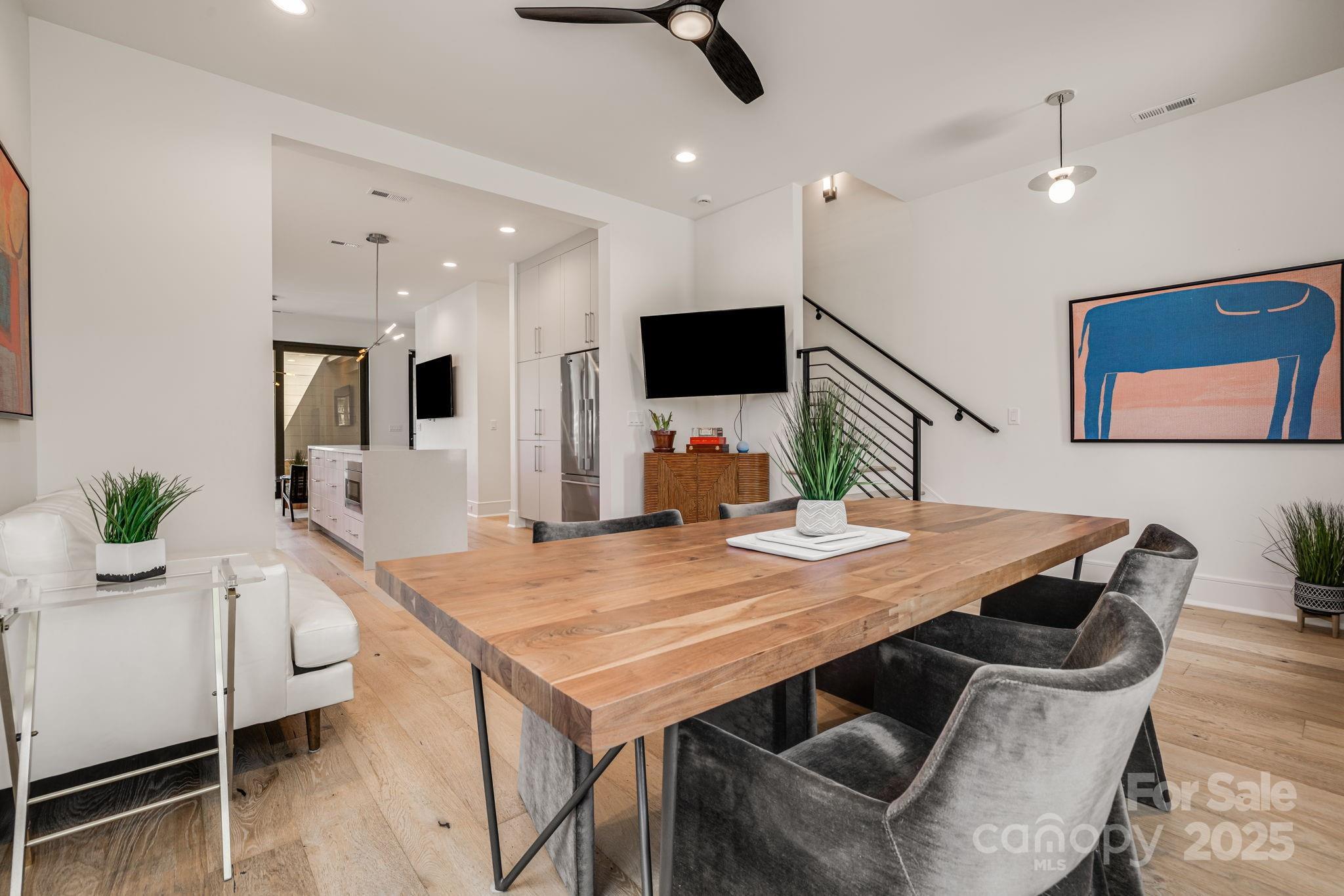 Brevard, North Carolina, 28712, United States, 2 Bedrooms Bedrooms, ,3 BathroomsBathrooms,Residential,For Sale,1778053