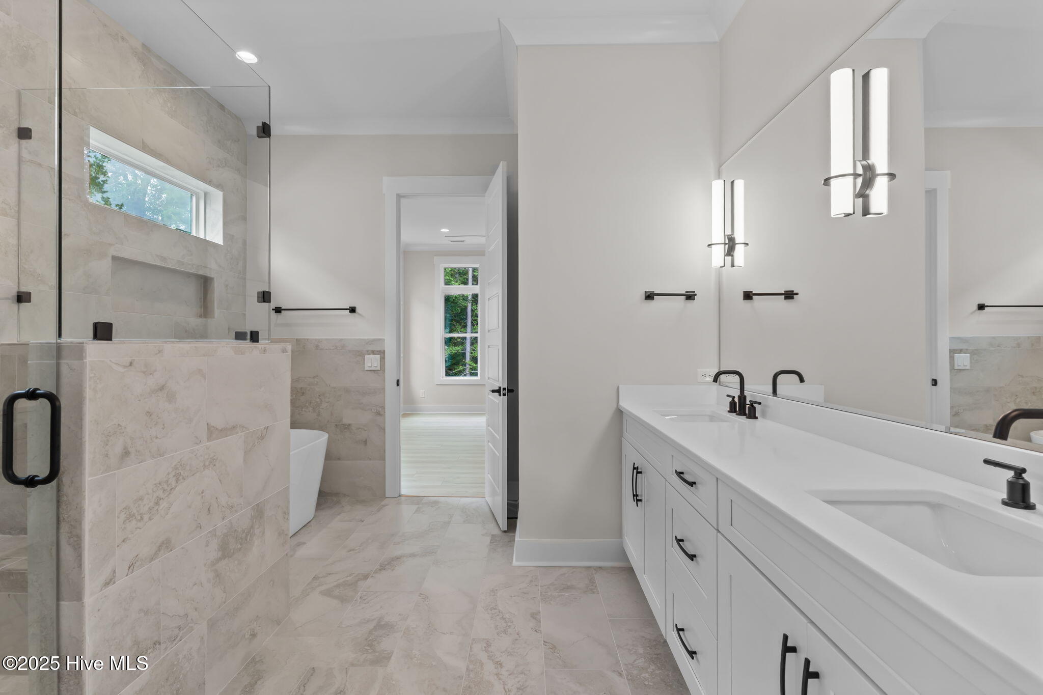 Wilmington, North Carolina, 28411, United States, 4 Bedrooms Bedrooms, ,4 BathroomsBathrooms,Residential,For Sale,2008550