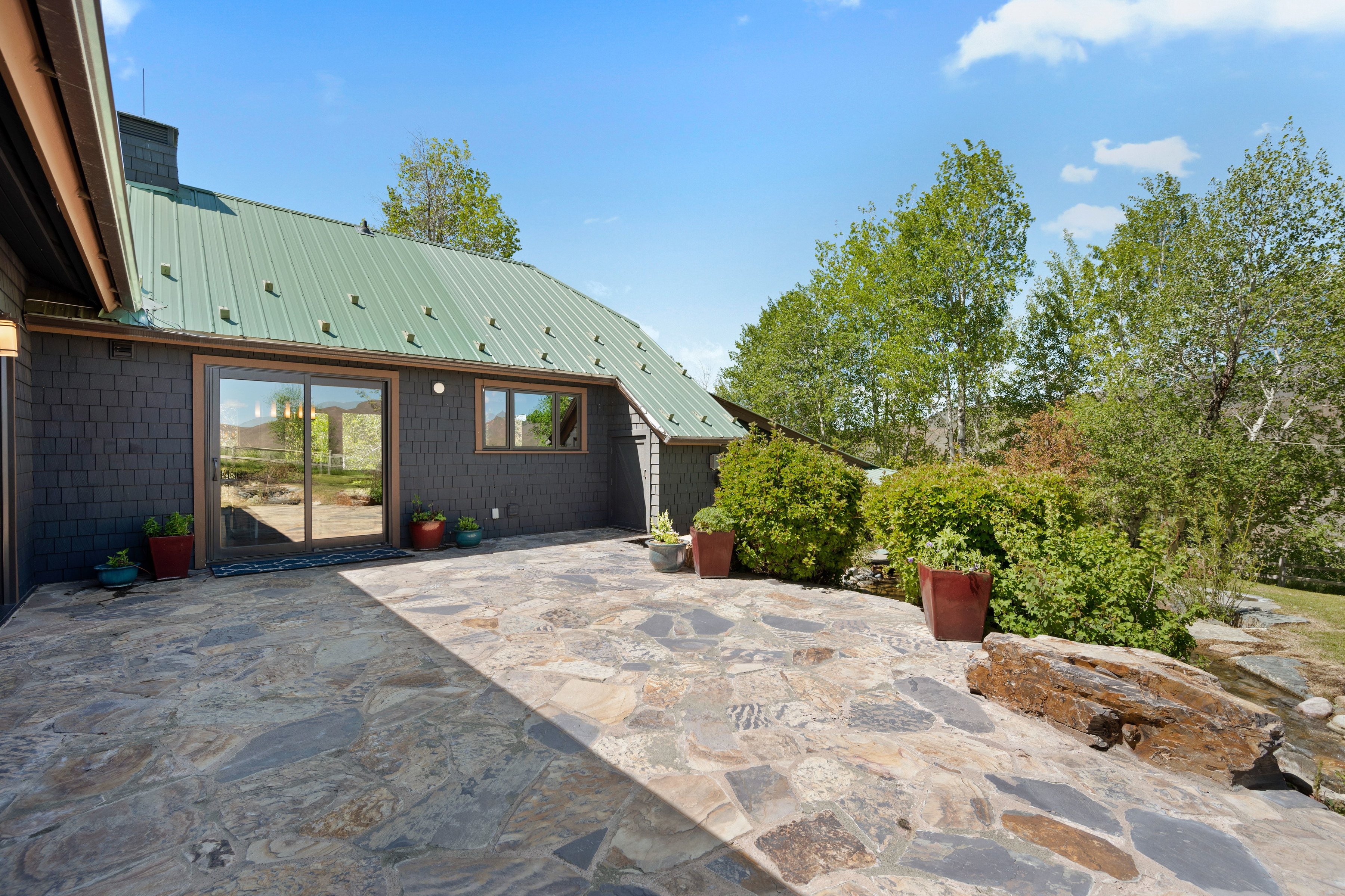  Canyon View Home on 5+ Acres with Pickleball Court - 物件實景