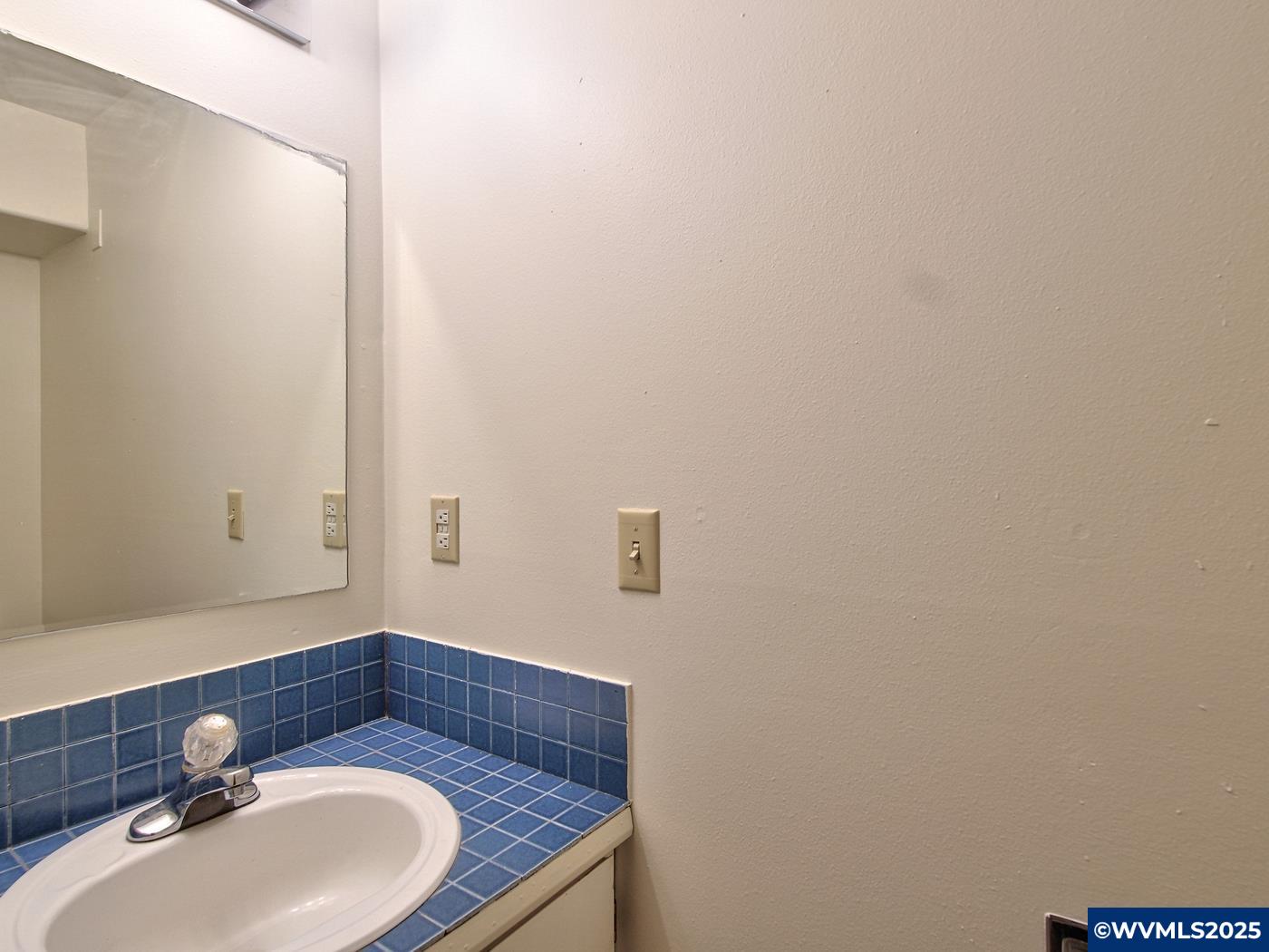 Lincoln City, Oregon, 97367, United States, ,2 BathroomsBathrooms,Residential,For Sale,1974153