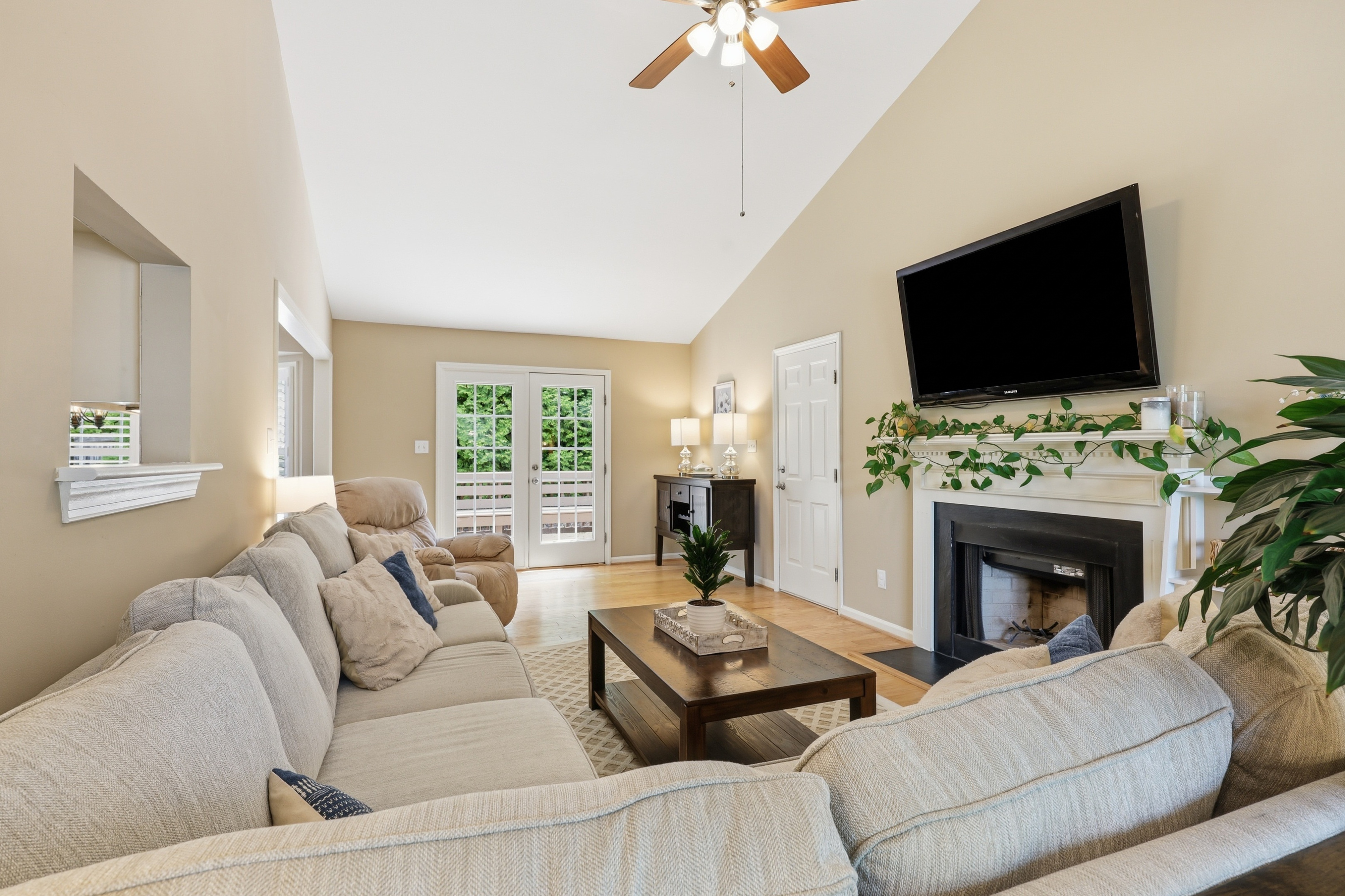  5904 Westborough Drive, Raleigh, NC 27612 - 物件實景