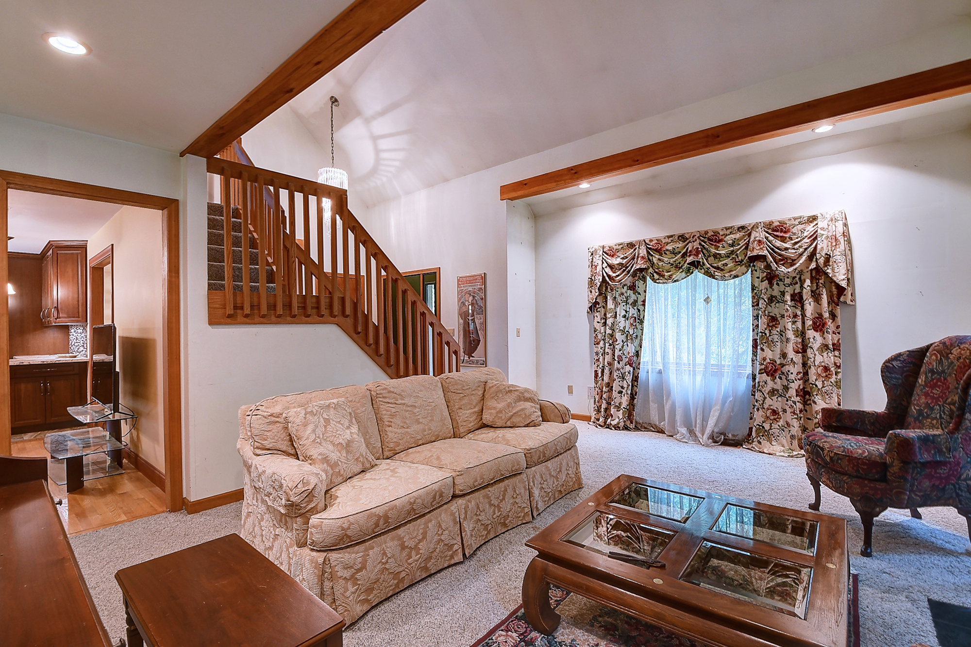 Bethlehem, Connecticut, 06751, United States, 3 Bedrooms Bedrooms, ,4 BathroomsBathrooms,Residential,For Sale,1987102