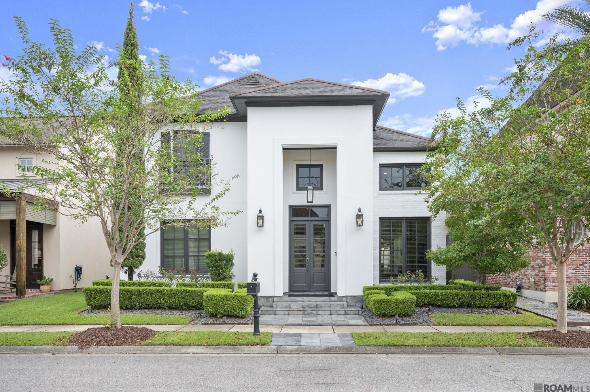 Baton Rouge, Louisiana, 70810, United States, 4 Bedrooms Bedrooms, ,4 BathroomsBathrooms,Residential,For Sale,2005537