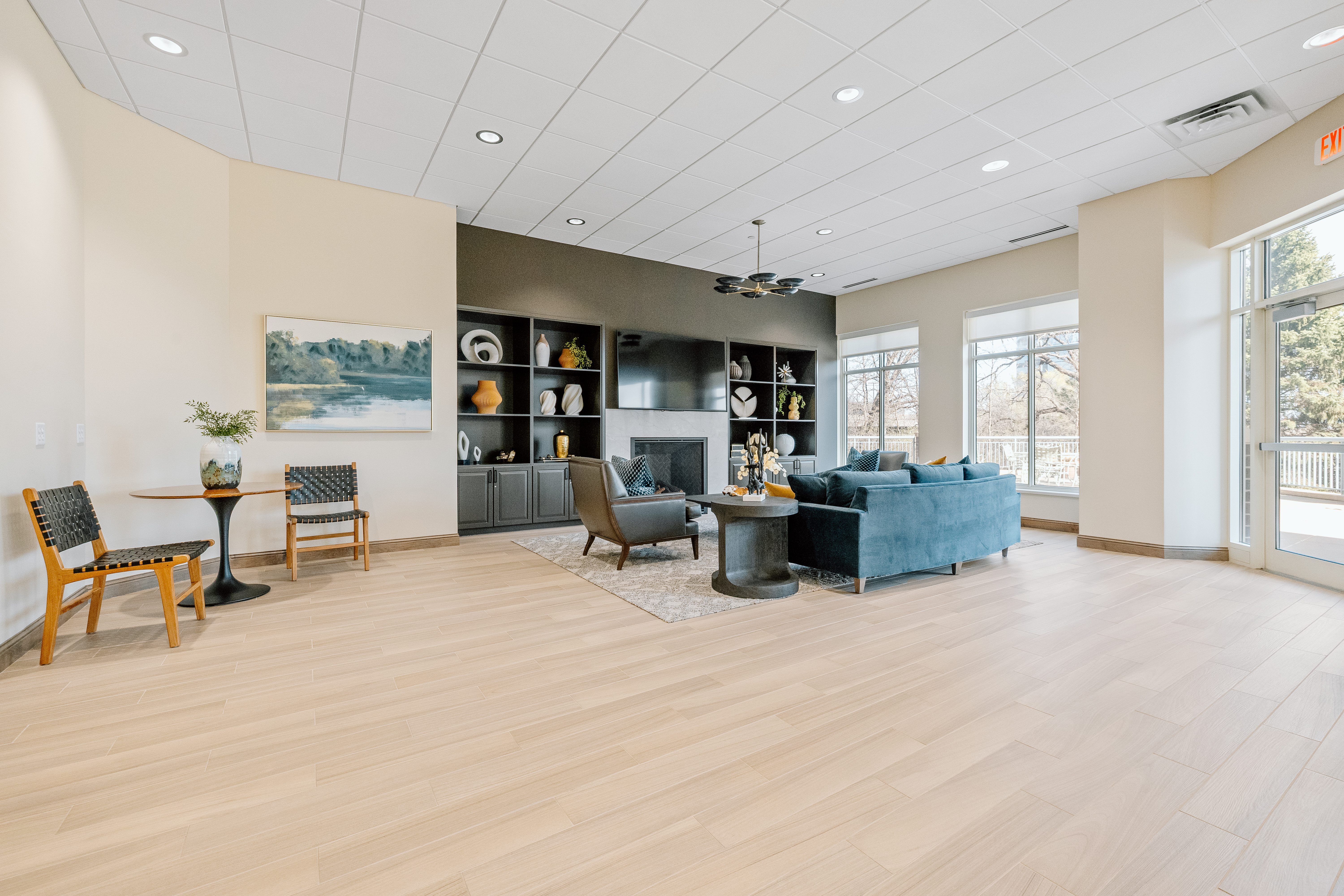  Corner Condo at Normandale Lake - 物件實景