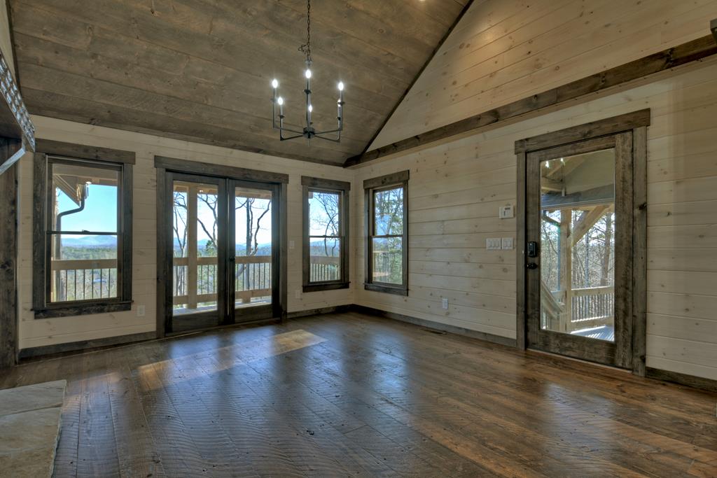 Mineral Bluff, Georgia, 30559, United States, 4 Bedrooms Bedrooms, ,5 BathroomsBathrooms,Residential,For Sale,1858917