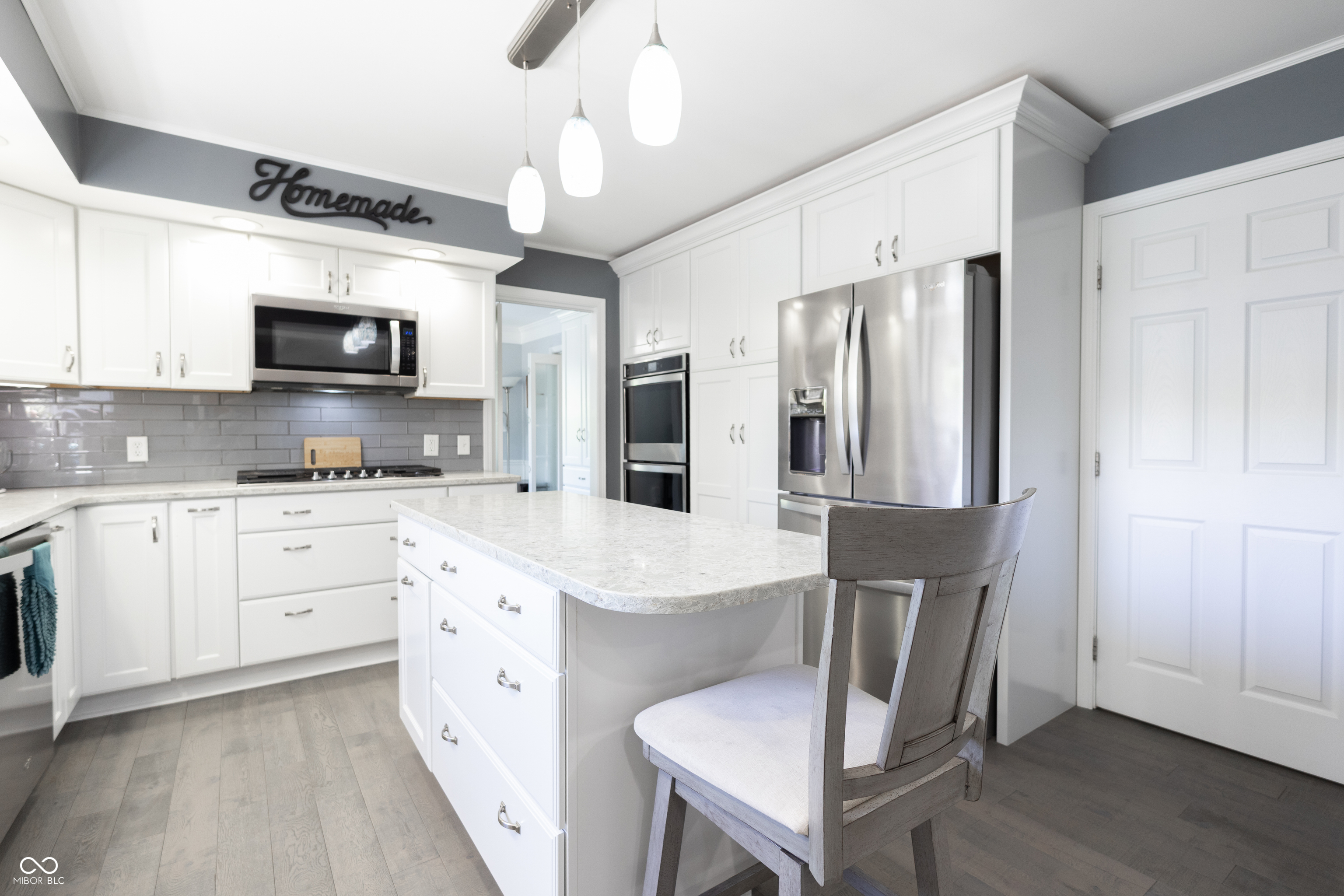 Columbus, Indiana, 47203, United States, 5 Bedrooms Bedrooms, ,6 BathroomsBathrooms,Residential,For Sale,1975671