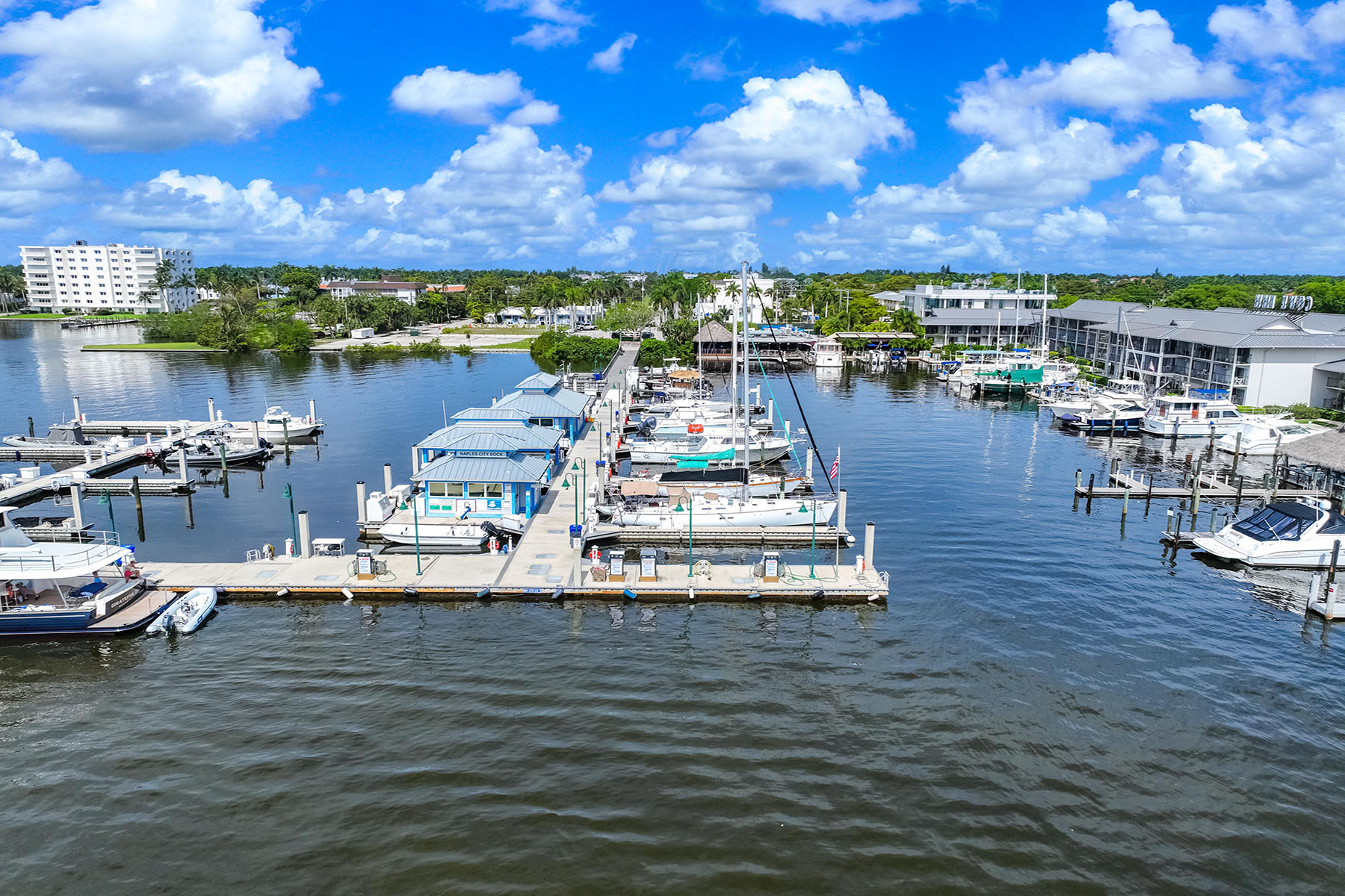  OLDE NAPLES - COVE INN - 物件實景