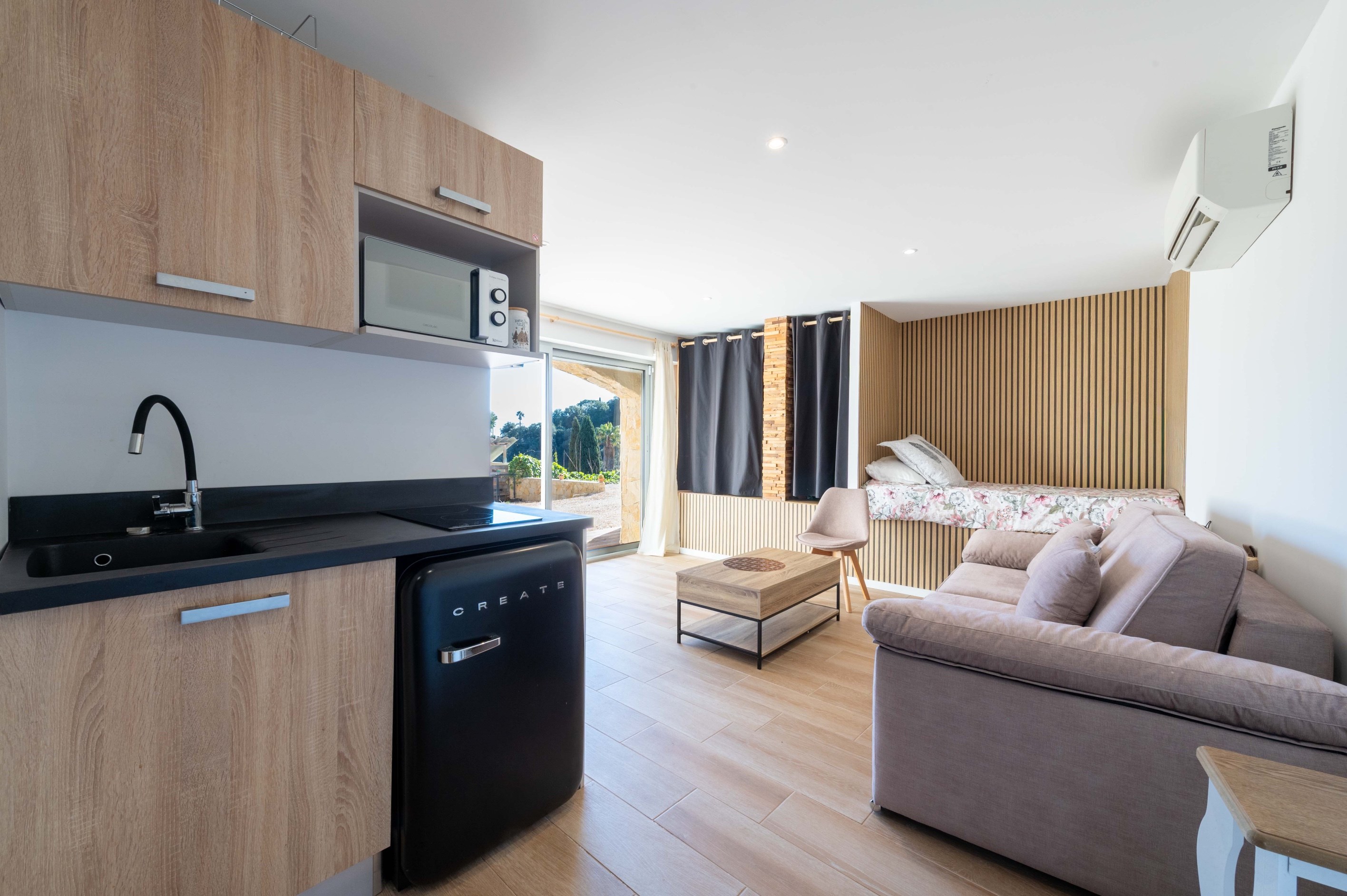  Renovated villa with panoramic sea views in Golfe Juan, French Riviera - 物件實景