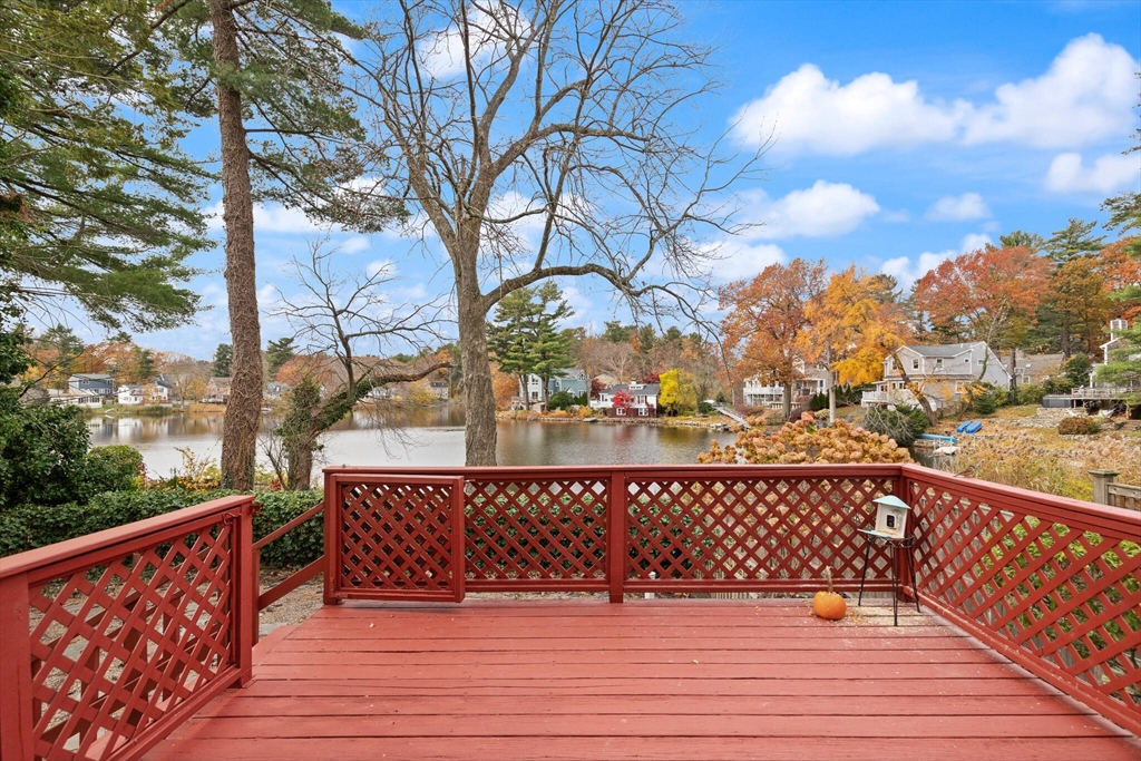 Lynnfield, Massachusetts, 01940, United States, 3 Bedrooms Bedrooms, ,2 BathroomsBathrooms,Residential,For Sale,1987735