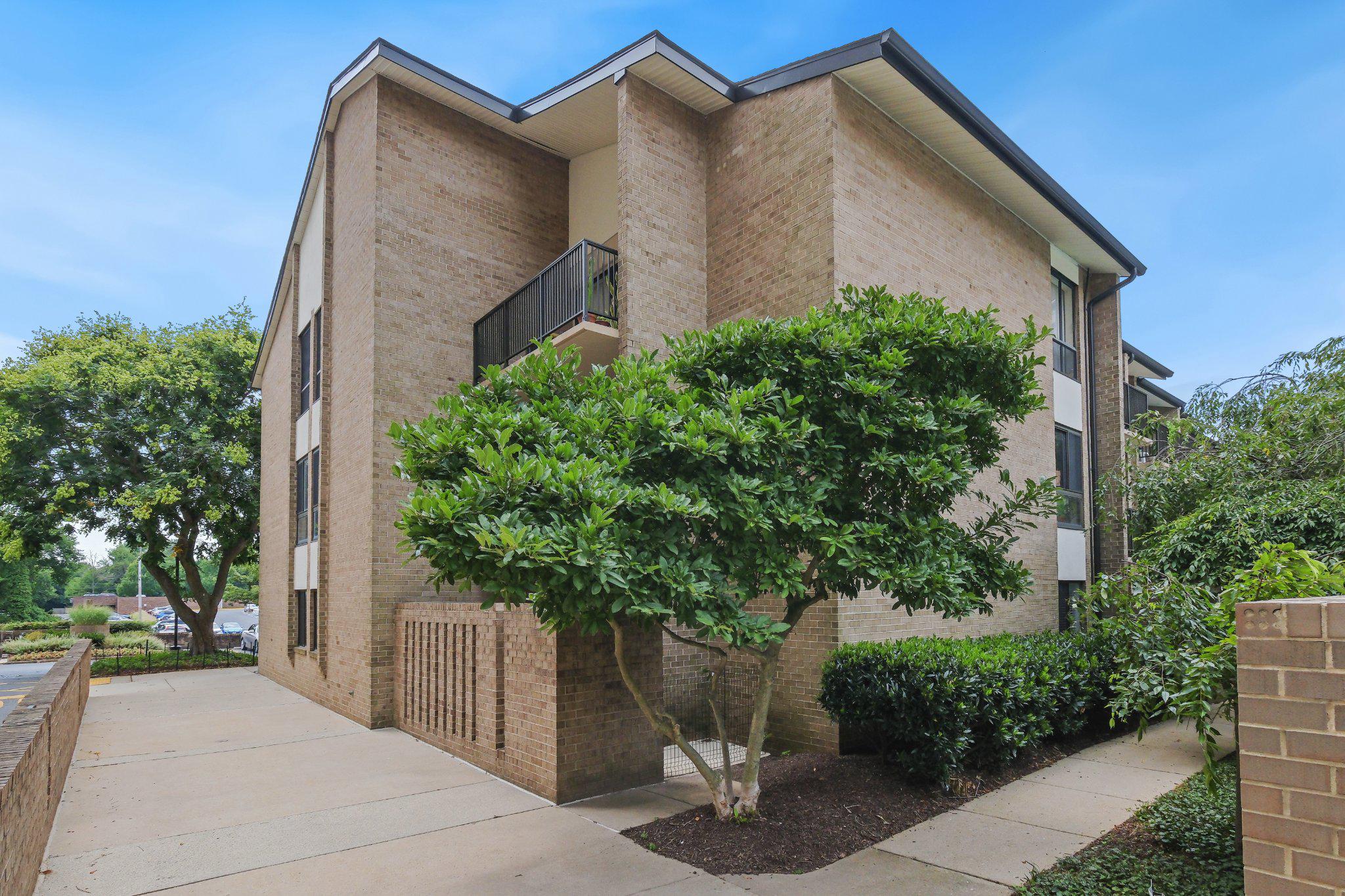  114 Monroe Street, Rockville, MD, 20850 - 物件實景