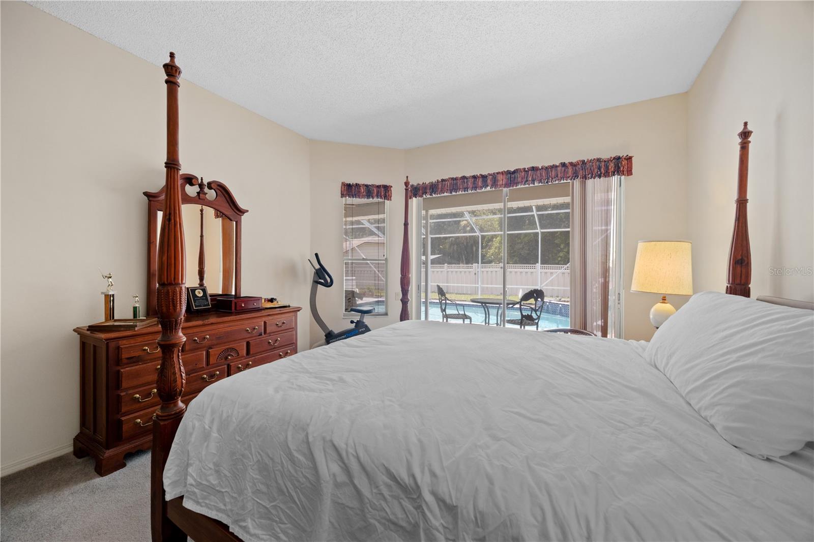 Oviedo, Florida, 32765, United States, 3 Bedrooms Bedrooms, ,3 BathroomsBathrooms,Residential,For Sale,1980040