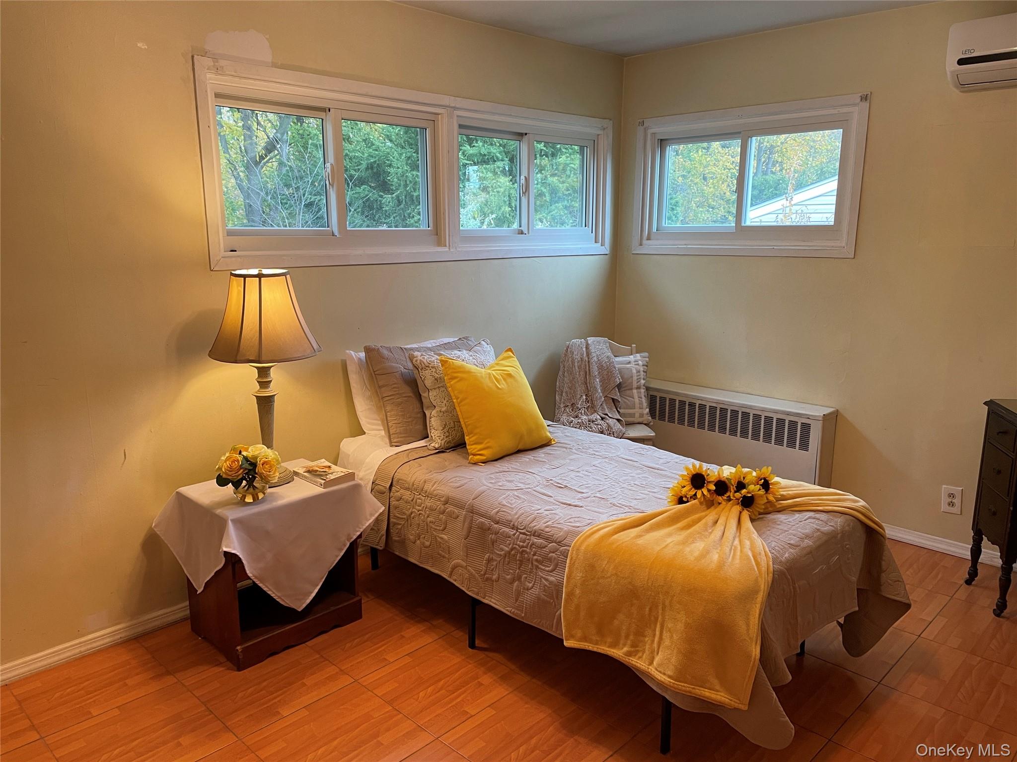 North Babylon, New York, 11703, United States, 3 Bedrooms Bedrooms, ,1 BathroomBathrooms,Residential,For Sale,1990233