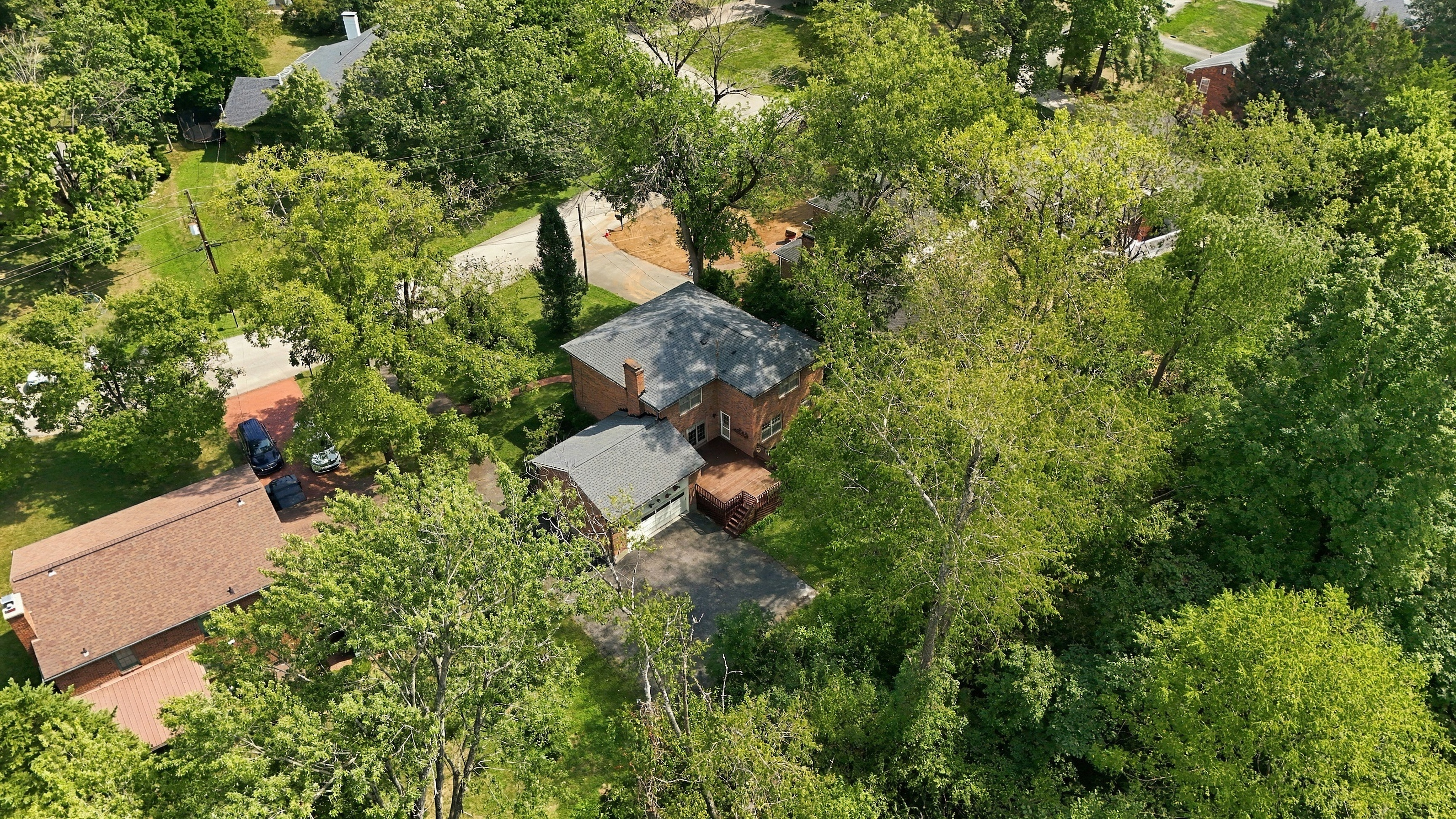  2324 Thornhill Road, Louisville, KY 40222 - 物件實景