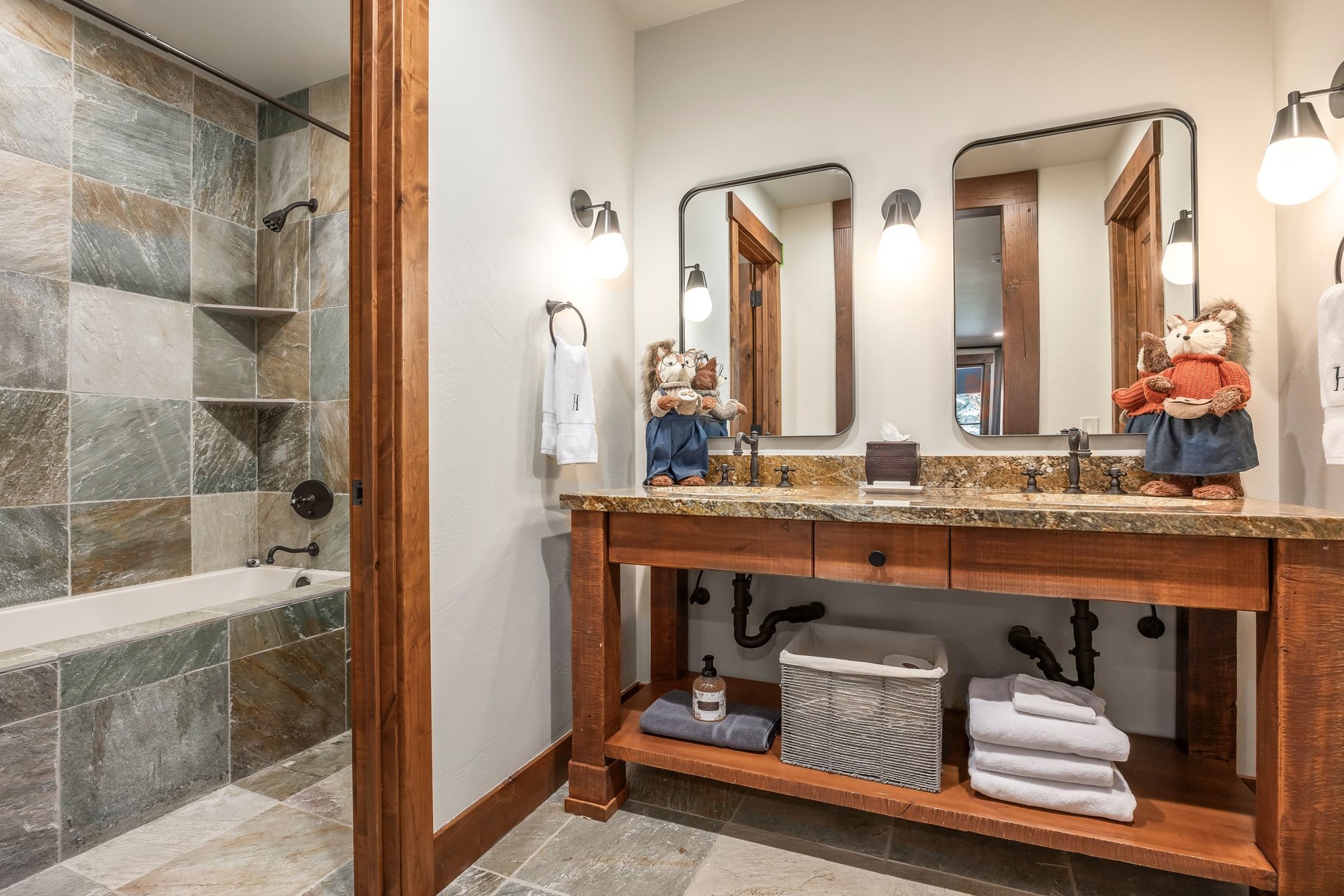  Stunning Remodel with Golf Membership Available in Promontory - 物件實景