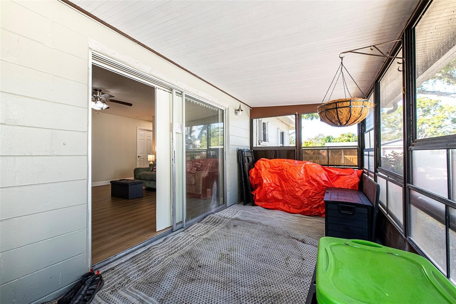 PINELLAS PARK, Florida, 33782, United States, 4 Bedrooms Bedrooms, ,2 BathroomsBathrooms,Residential,For Sale,1990767