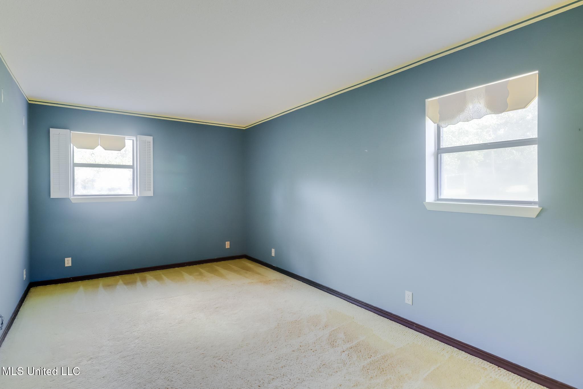 Pass Christian, Mississippi, 39571, United States, 3 Bedrooms Bedrooms, ,2 BathroomsBathrooms,Residential,For Sale,1874692