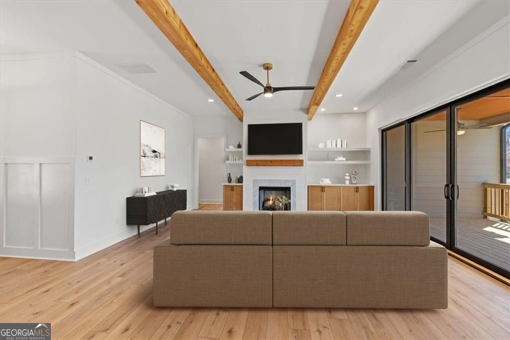 Gainesville, Georgia, 30506, United States, 5 Bedrooms Bedrooms, ,4 BathroomsBathrooms,Residential,For Sale,1909914