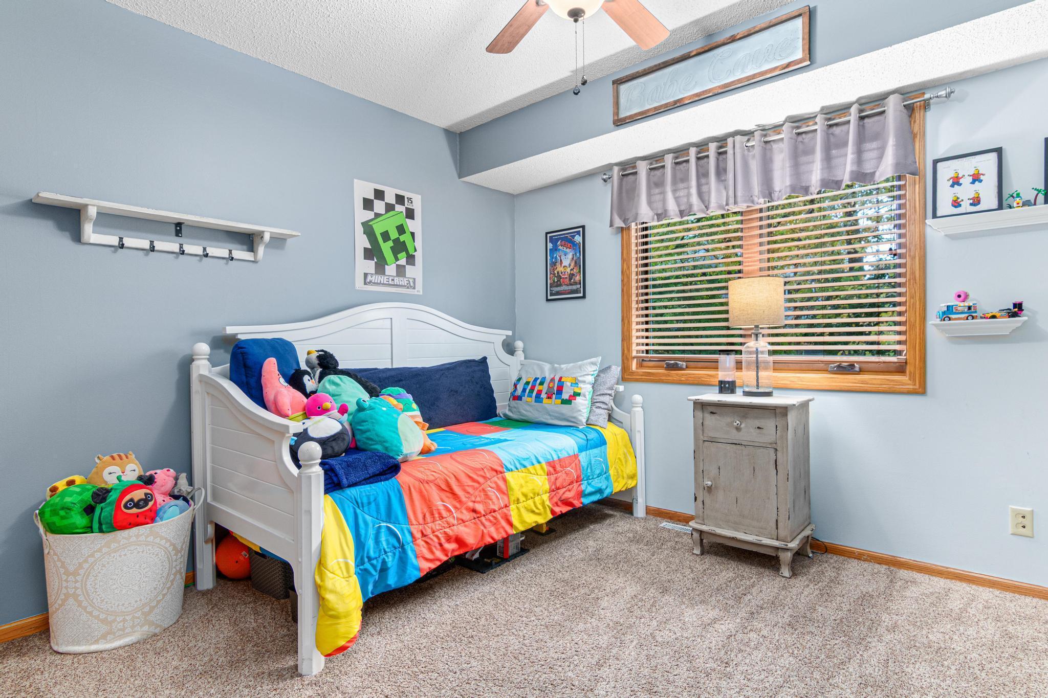 Forest Lake, Minnesota, 55025, United States, 5 Bedrooms Bedrooms, ,3 BathroomsBathrooms,Residential,For Sale,1991173