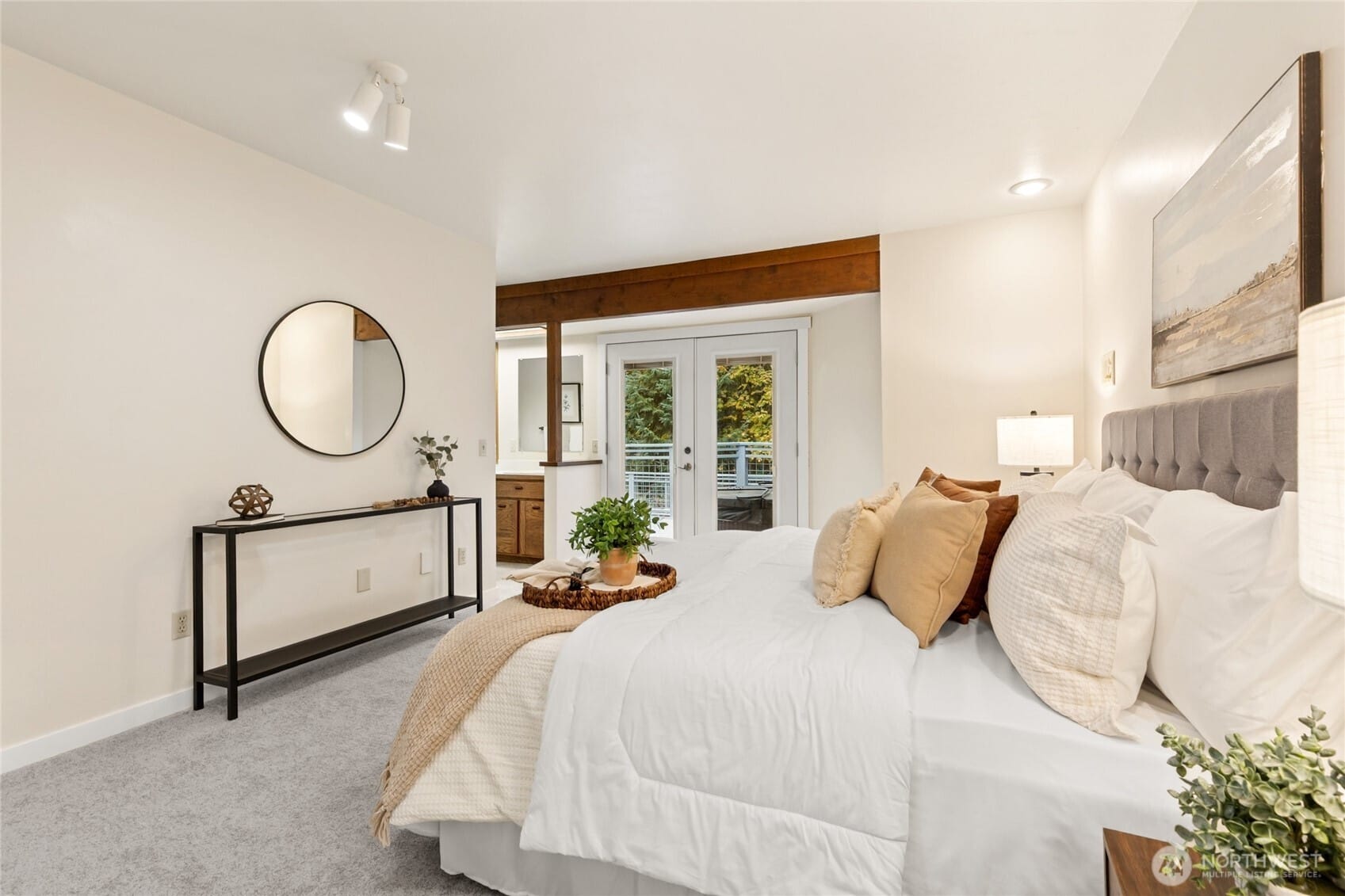 Olympia, Washington, 98502, United States, 4 Bedrooms Bedrooms, ,2 BathroomsBathrooms,Residential,For Sale,1988931