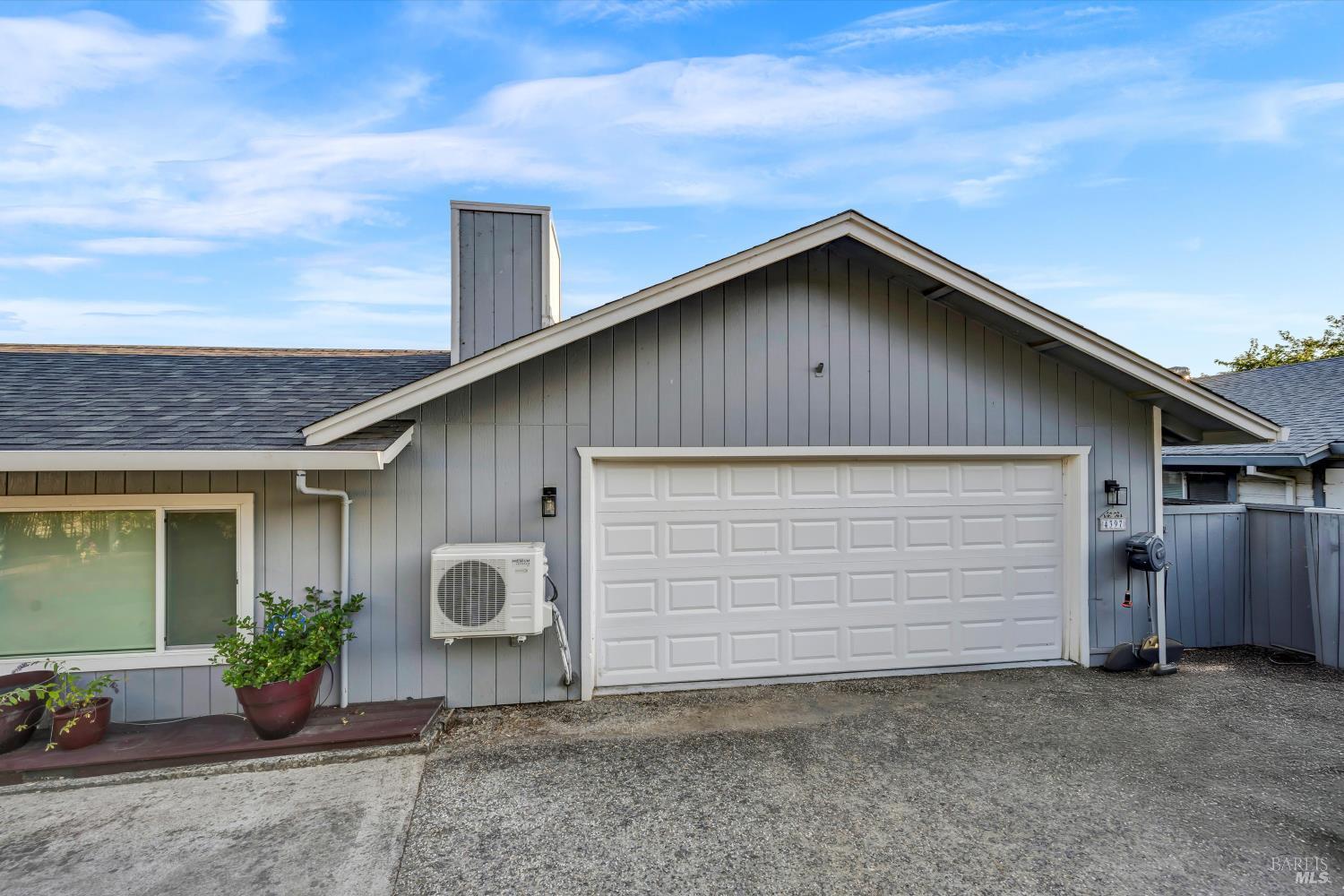 Nice, California, 95464, United States, 3 Bedrooms Bedrooms, ,4 BathroomsBathrooms,Residential,For Sale,1974122