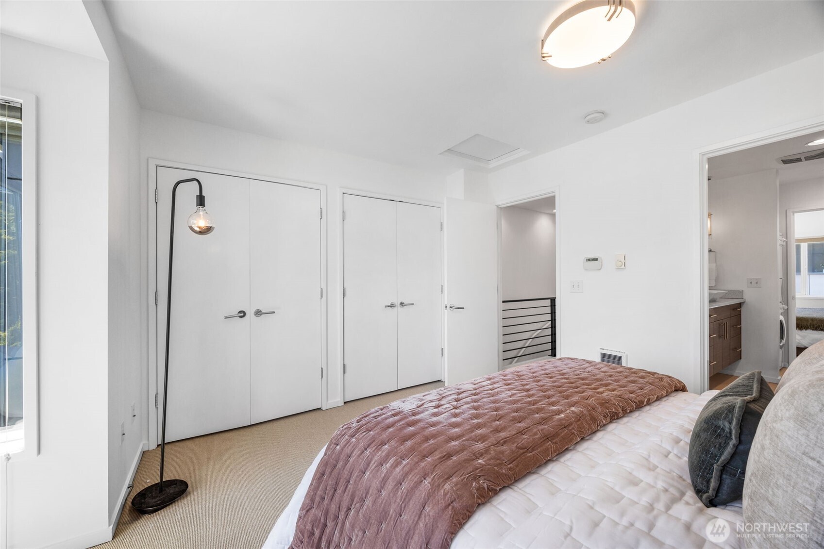 Seattle, Washington, 98112, United States, 3 Bedrooms Bedrooms, ,2 BathroomsBathrooms,Residential,For Sale,1850113