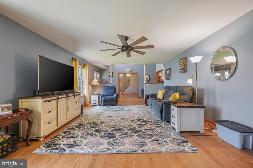 HARRINGTON, Delaware, 19952, United States, 3 Bedrooms Bedrooms, ,3 BathroomsBathrooms,Residential,For Sale,1984074