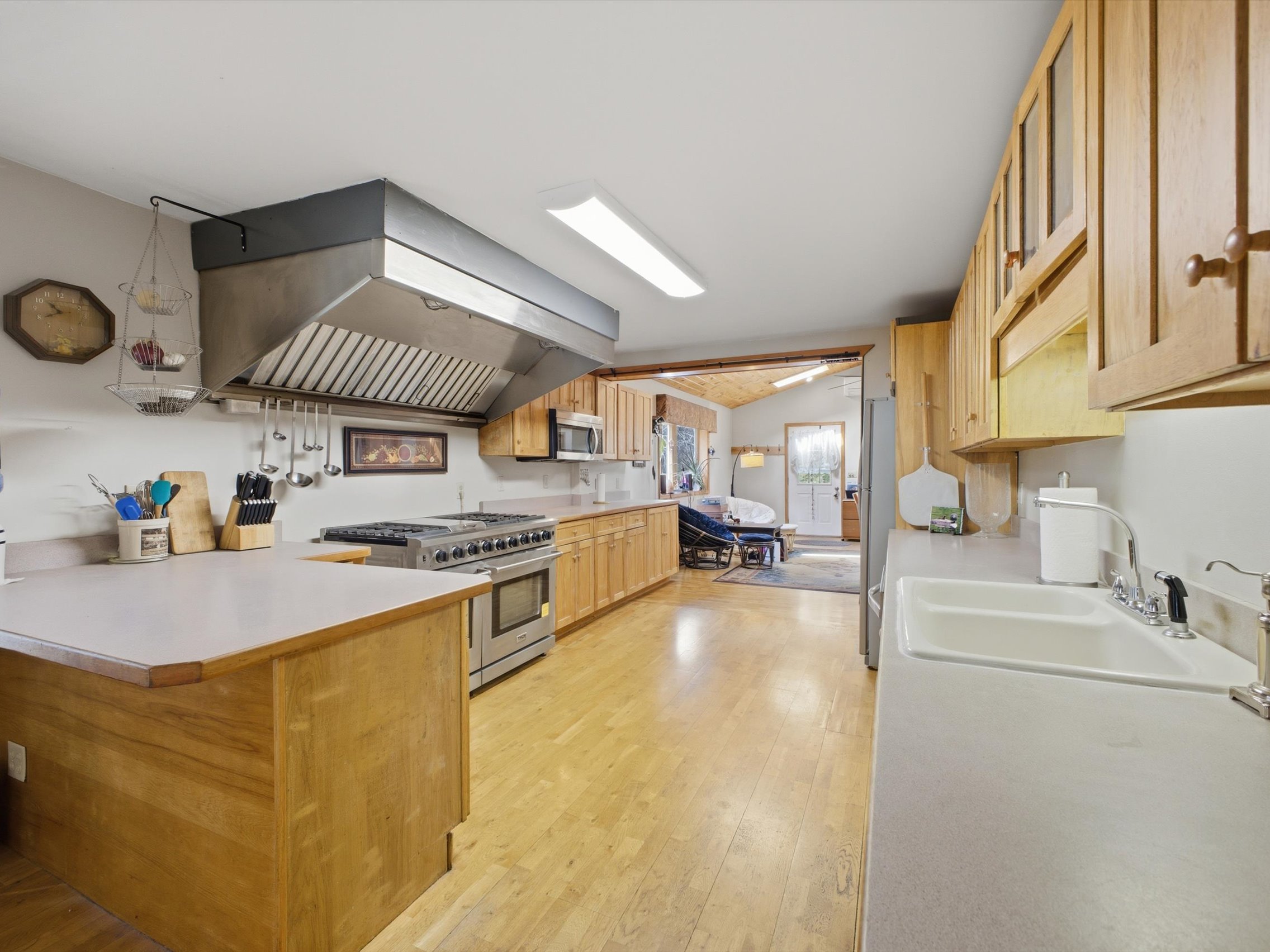  1525 U.s. 9, Schroon Lake, NY, 12870 - 物件實景