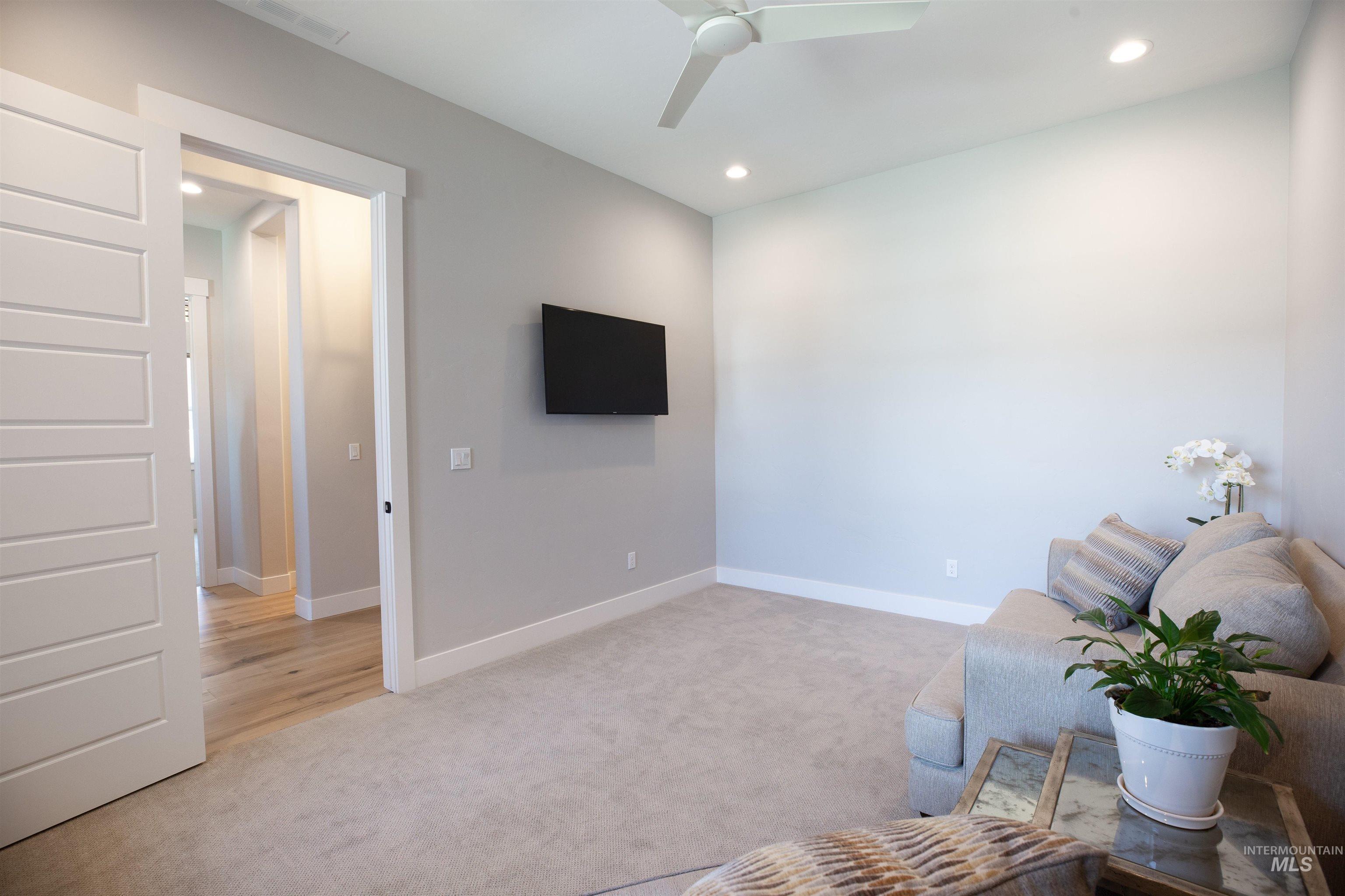 Meridian, Idaho, 83642, United States, 3 Bedrooms Bedrooms, ,3 BathroomsBathrooms,Residential,For Sale,1901356