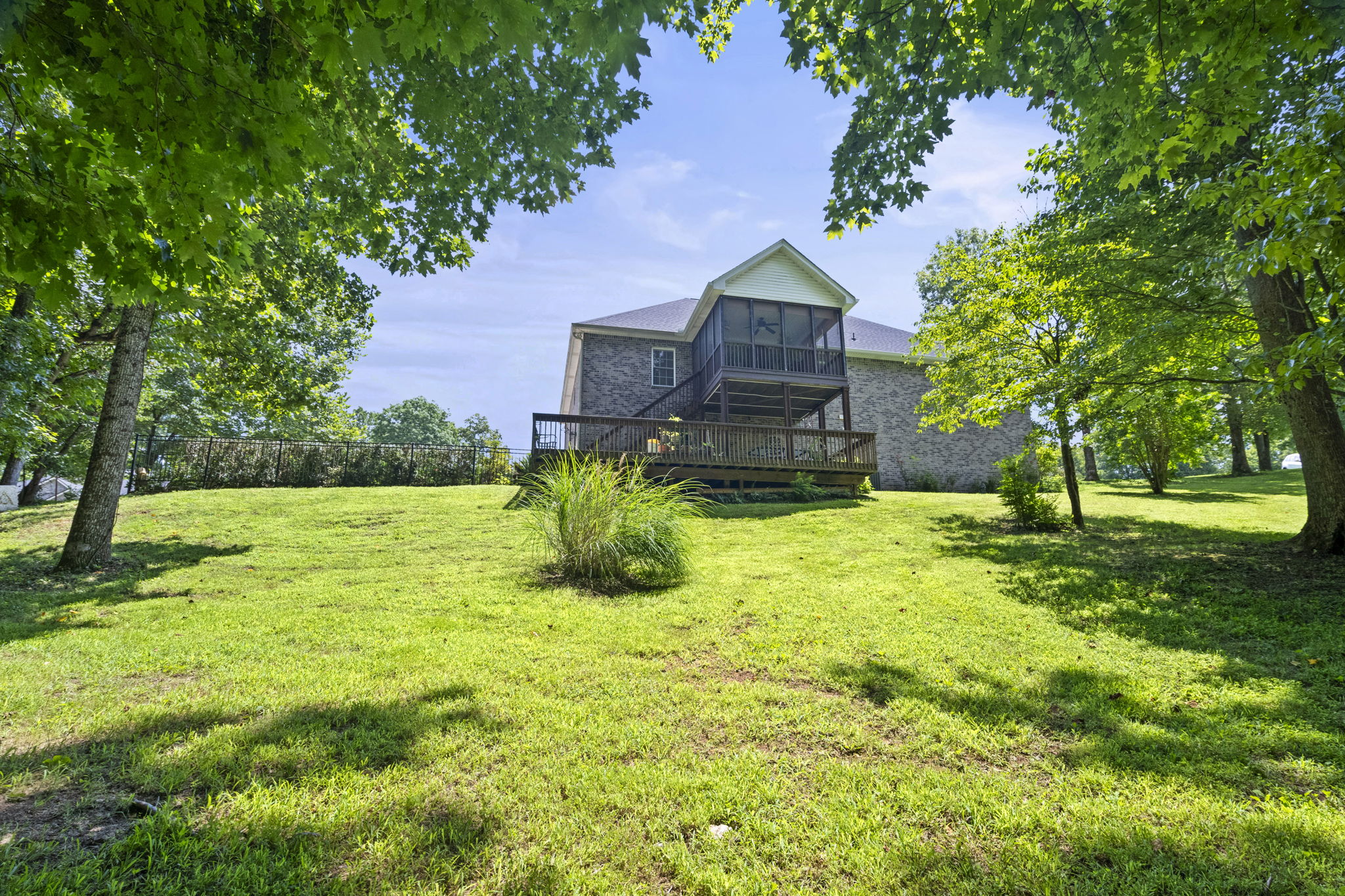 Ashland City, Tennessee, 37015, United States, 3 Bedrooms Bedrooms, ,3 BathroomsBathrooms,Residential,For Sale,1983979