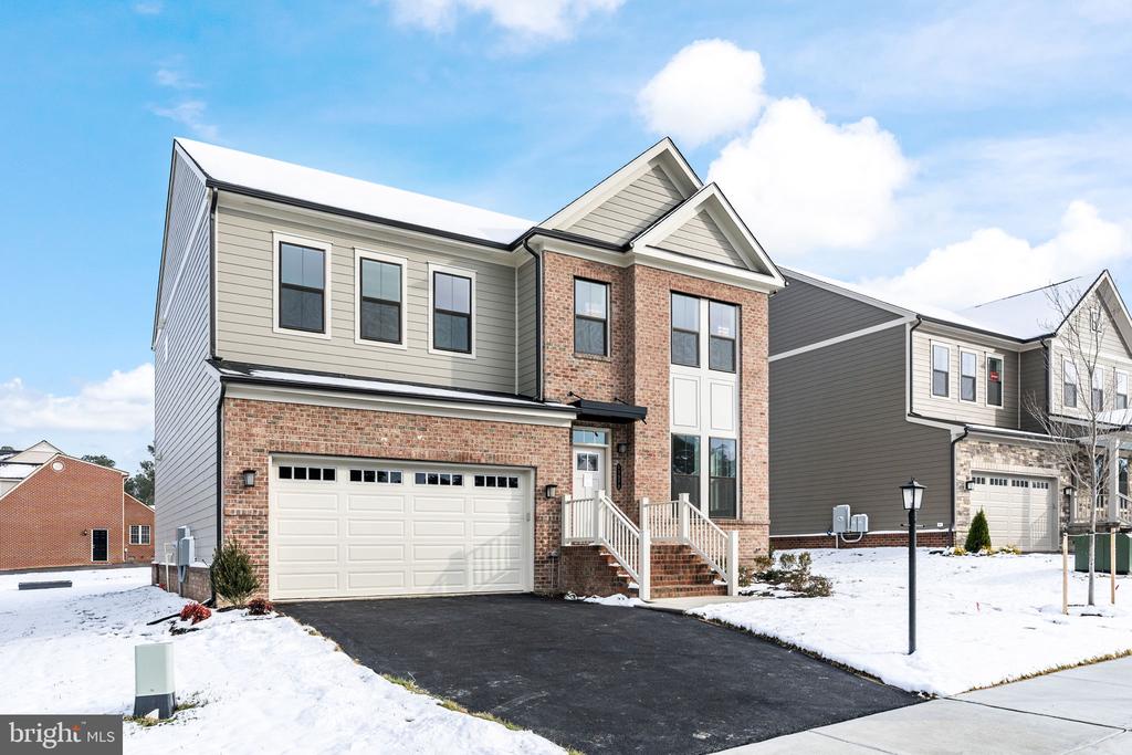 Glen Allen, Virginia, 23060, United States, 4 Bedrooms Bedrooms, ,3 BathroomsBathrooms,Residential,For Sale,1988875