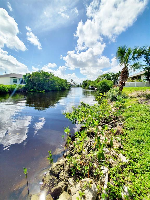 Punta Gorda, Florida, 33983, United States, 3 Bedrooms Bedrooms, ,2 BathroomsBathrooms,Residential,For Sale,1982915