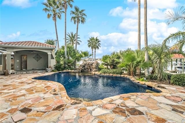 Slidell, Louisiana, 70461, United States, 5 Bedrooms Bedrooms, ,7 BathroomsBathrooms,Residential,For Sale,2005702