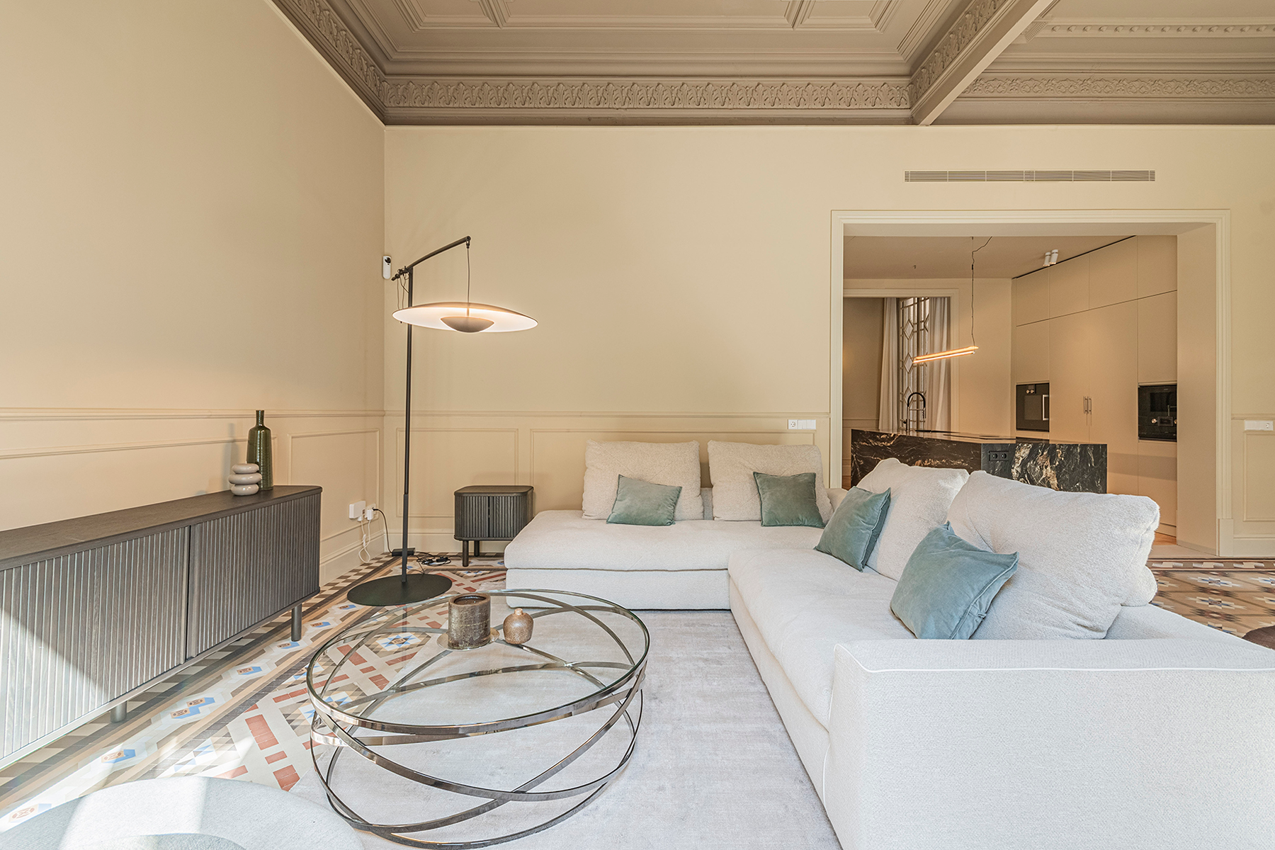  Extraordinary Modernist apartment with high ceilings - 物件實景