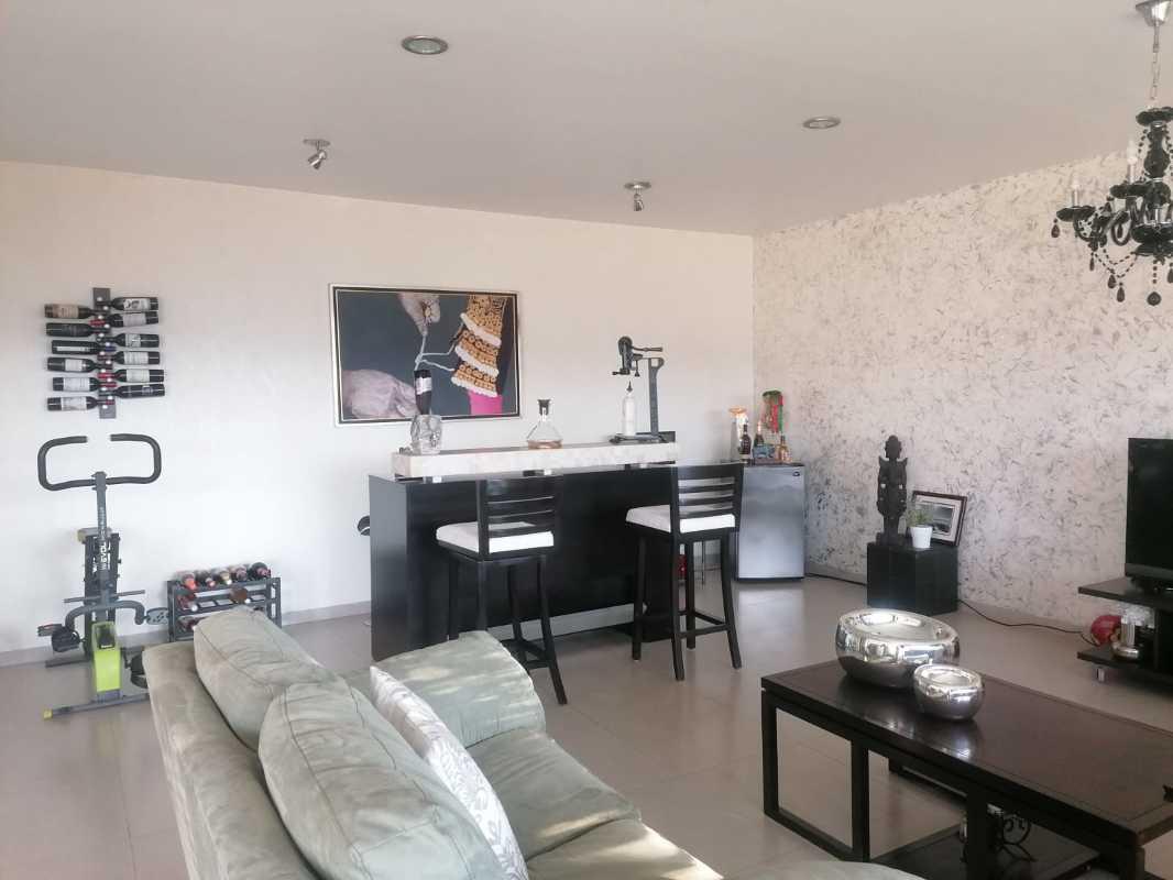 Condado de Sayavedra, Atizapán de Zaragoza, Estado de México, 52938, Mexico, 3 Bedrooms Bedrooms, ,7 BathroomsBathrooms,Residential,For Sale,Condado de Sayavedra,1442357