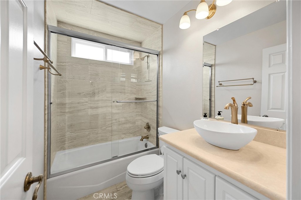 Upland, California, 91786, United States, 5 Bedrooms Bedrooms, ,2 BathroomsBathrooms,Residential,For Sale,1927860