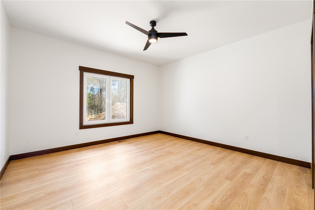 Chippewa Falls, Wisconsin, 54729, United States, 5 Bedrooms Bedrooms, ,3 BathroomsBathrooms,Residential,For Sale,1795150
