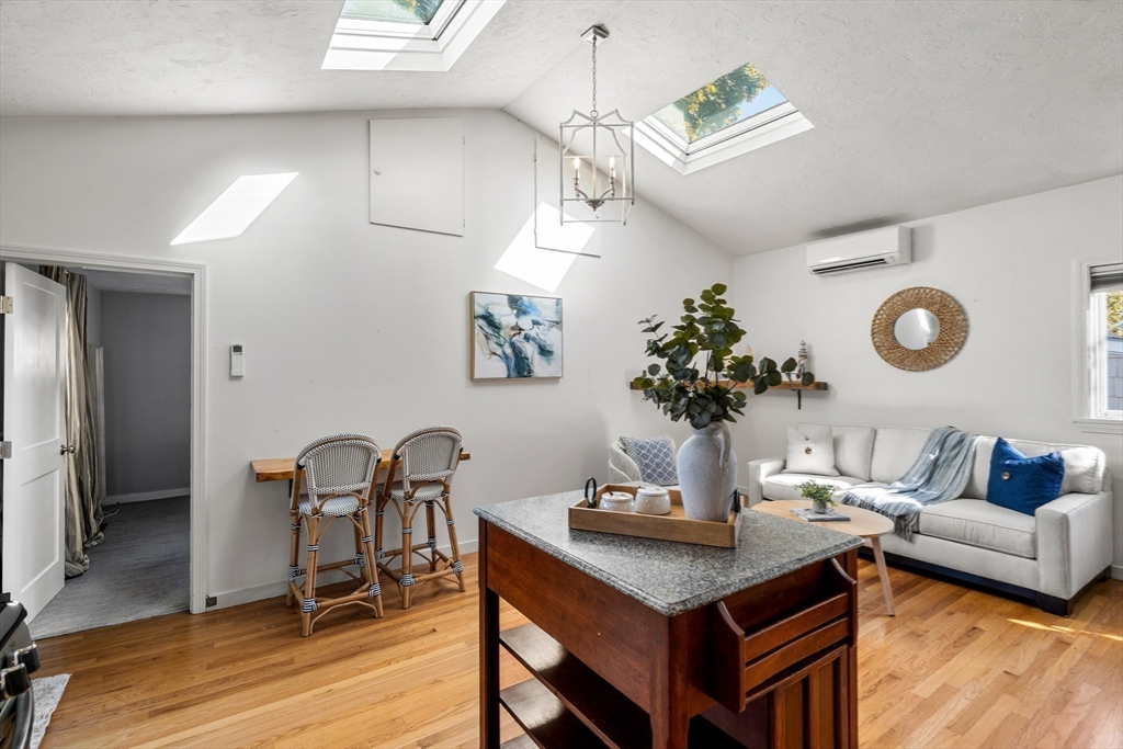 Nahant, Massachusetts, 01908, United States, 1 Bedroom Bedrooms, ,1 BathroomBathrooms,Residential,For Sale,1963982