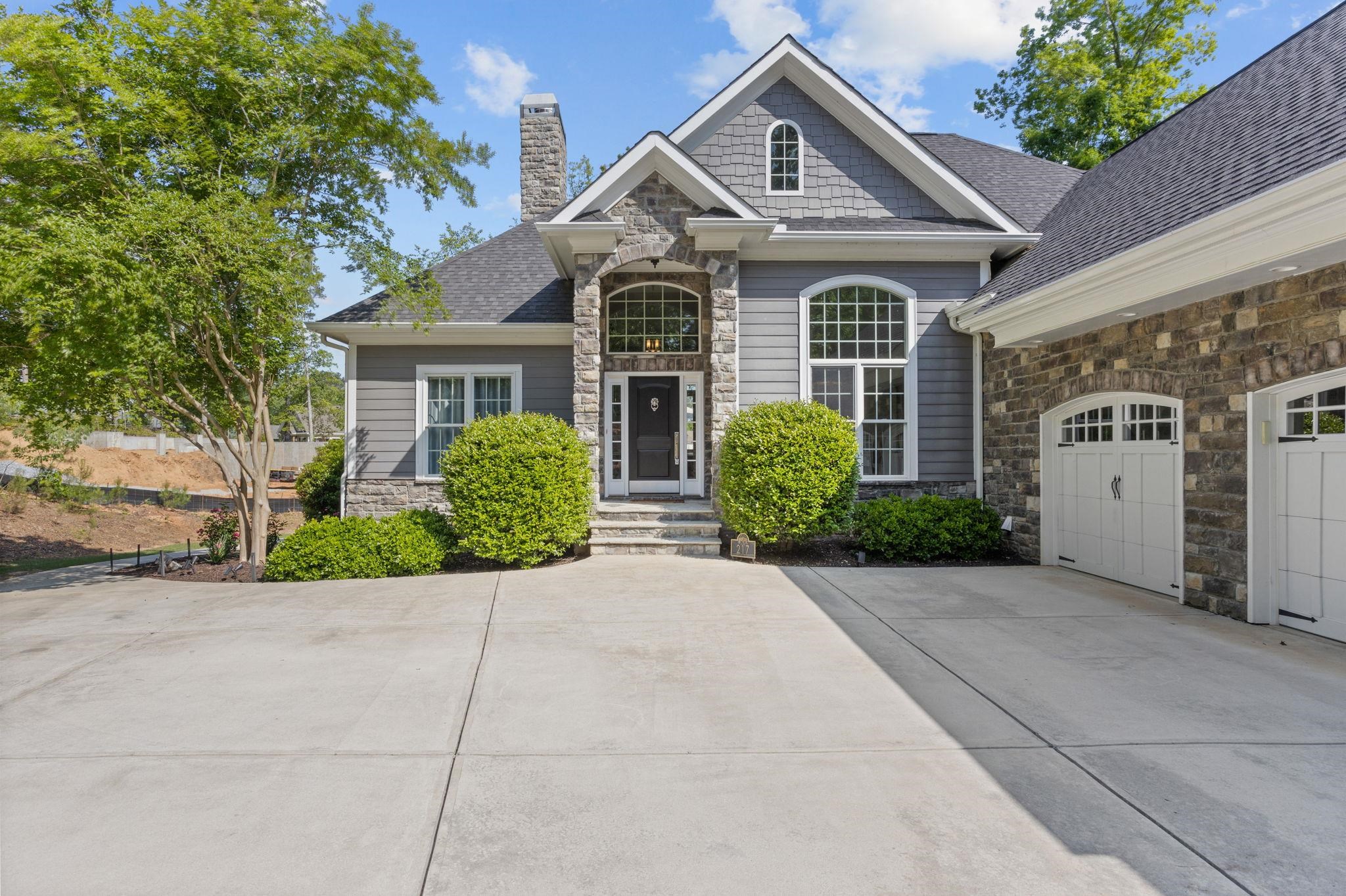 Ninety Six, South Carolina, 29666, United States, 4 Bedrooms Bedrooms, ,4 BathroomsBathrooms,Residential,For Sale,1792432