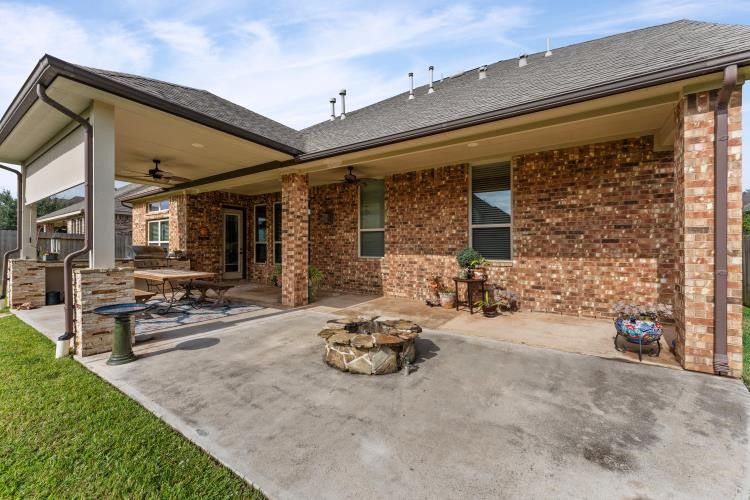 Pearland, Texas, 77089, United States, 4 Bedrooms Bedrooms, ,4 BathroomsBathrooms,Residential,For Sale,1967646