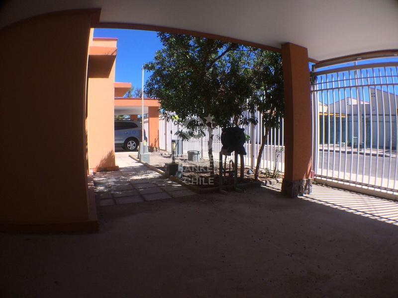 Calama, Chile, 5 Bedrooms Bedrooms, ,5 BathroomsBathrooms,Residential,For Sale,1895966