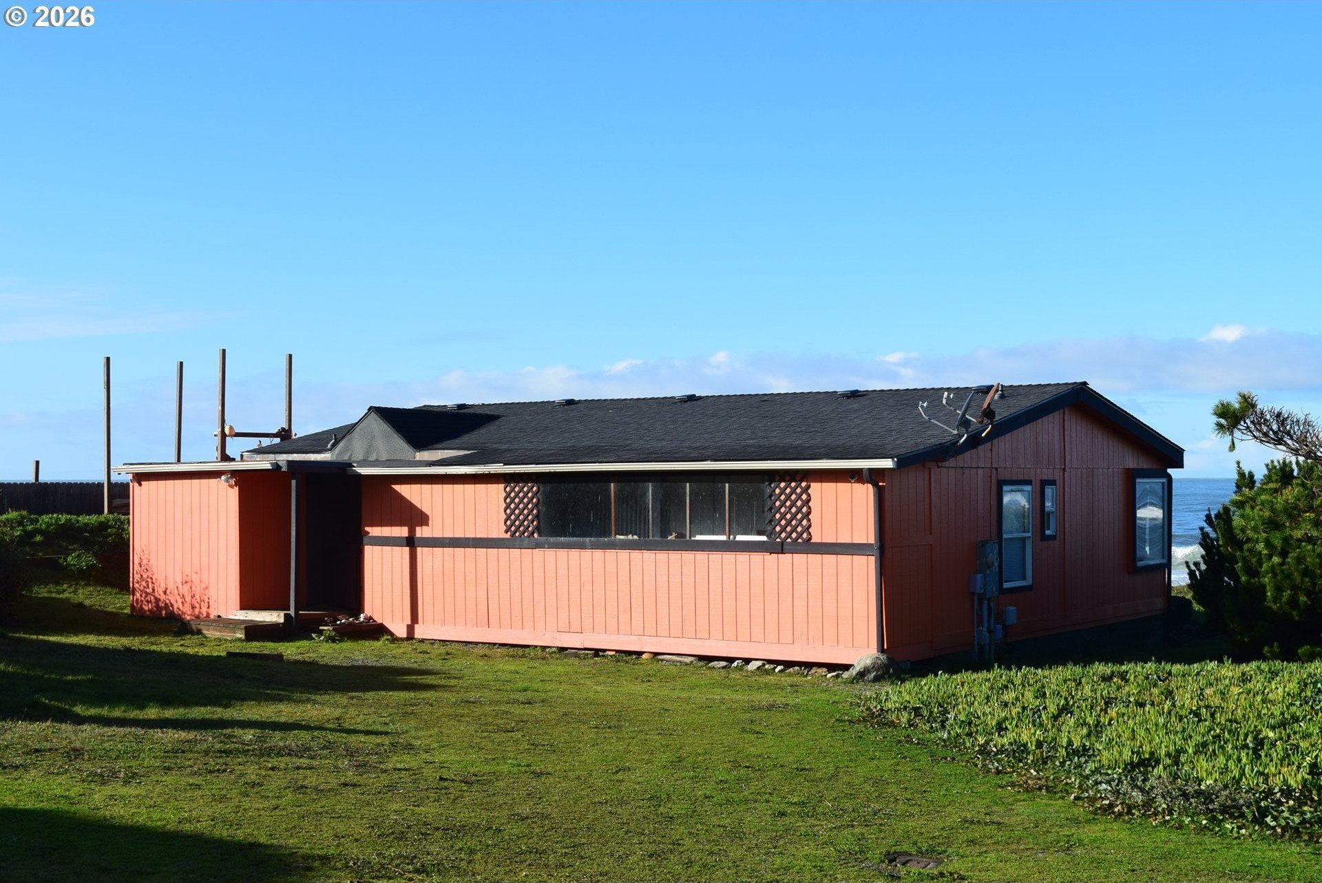 GoldBeach, Oregon, 97444, United States, 2 Bedrooms Bedrooms, ,2 BathroomsBathrooms,Residential,For Sale,2008579