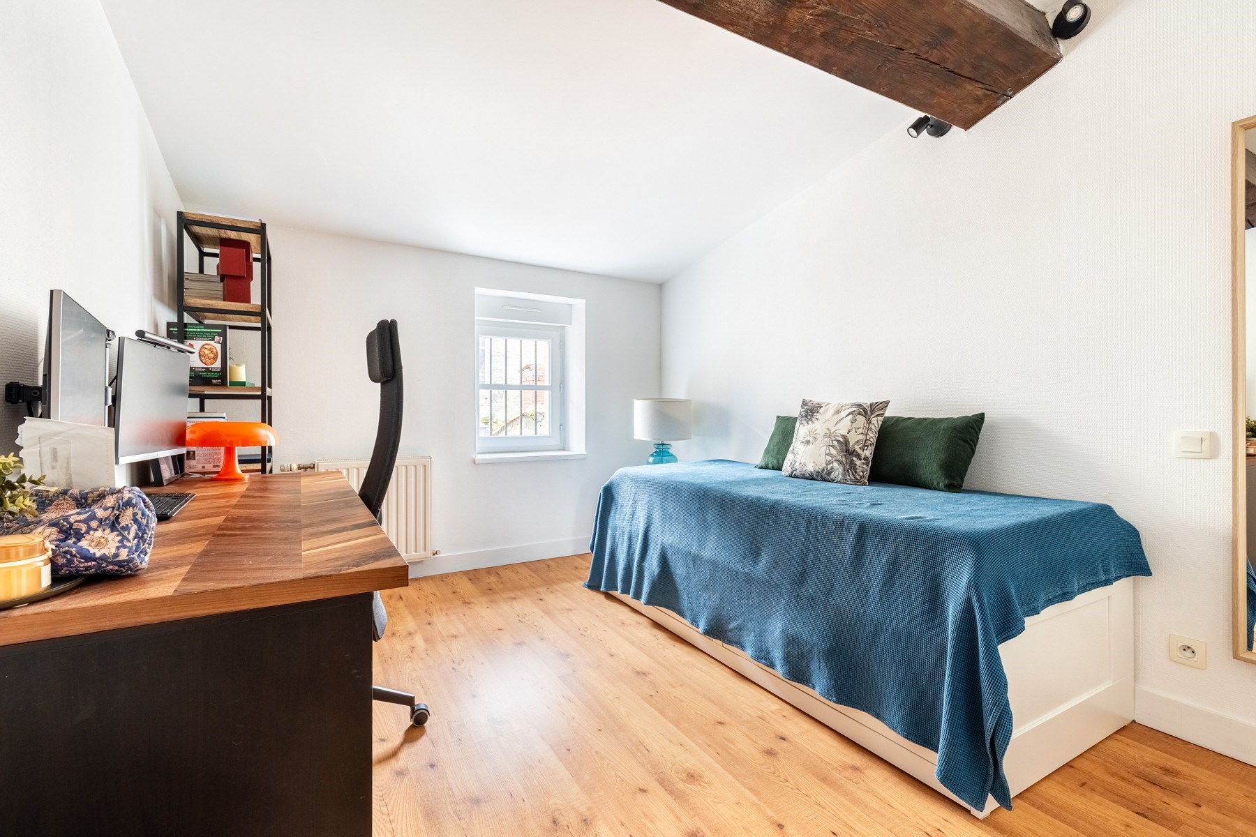  BORDEAUX – CHARTRONS – STUNNING 90 SQM APARTMENT WITH PARKING SPACE – IMMACULAT… - 物件實景