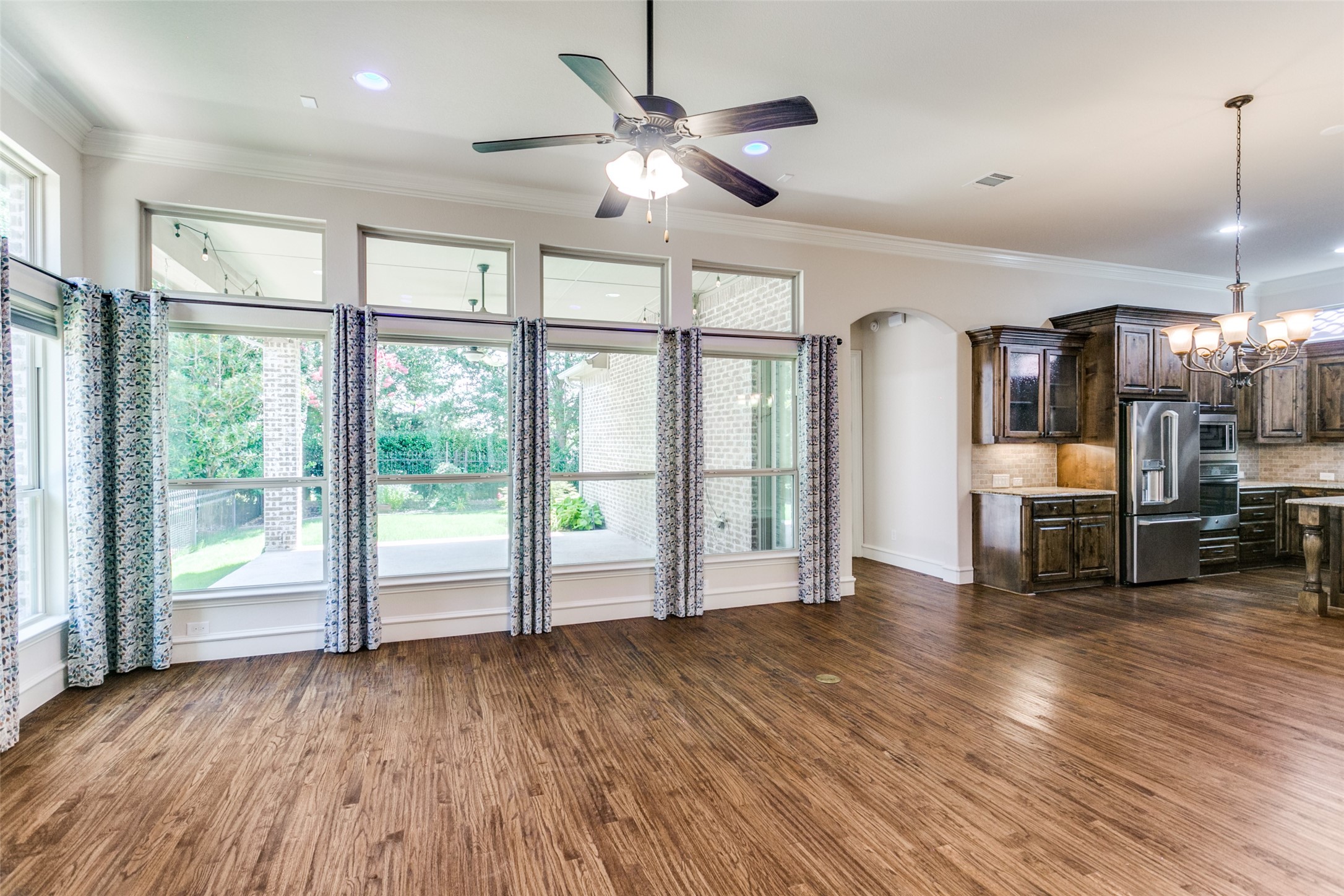 McKinney, Texas, 75070, United States, 3 Bedrooms Bedrooms, ,4 BathroomsBathrooms,Residential,For Sale,1804069