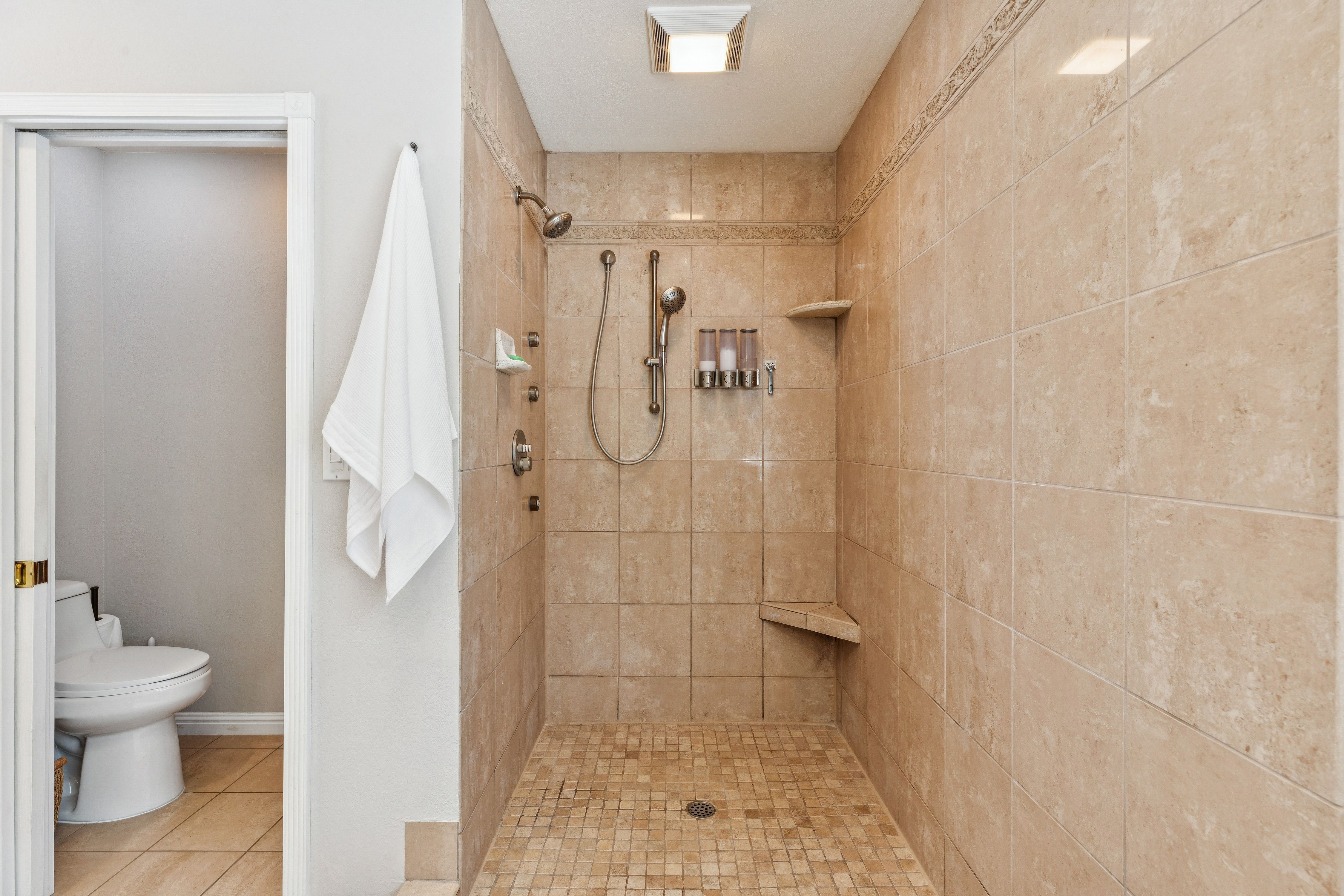  Charming Country Property - 物件實景