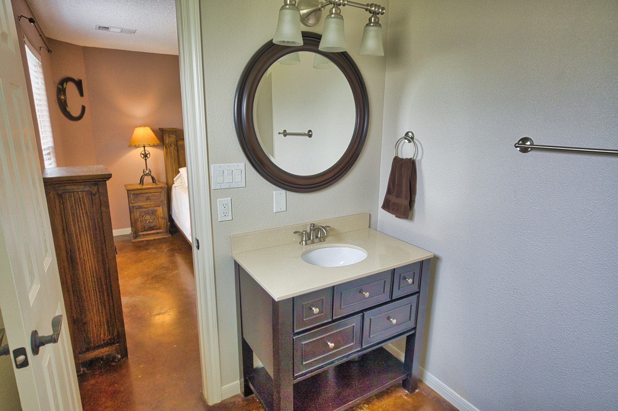 Brazoria, Texas, 77422, United States, 6 Bedrooms Bedrooms, ,6 BathroomsBathrooms,Residential,For Sale,1978625