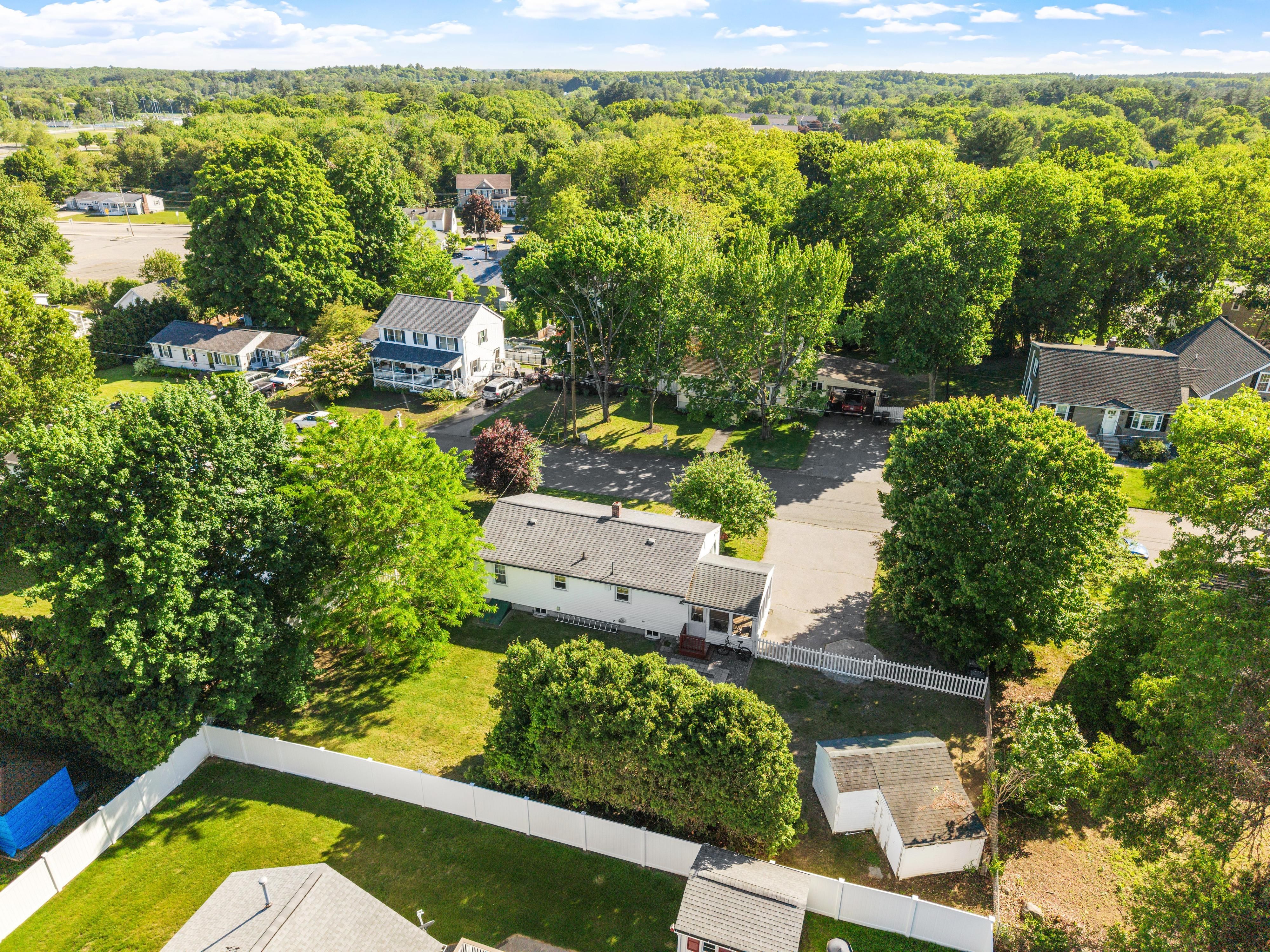  27 Sunset Road, Dracut, MA 01826 - 物件實景