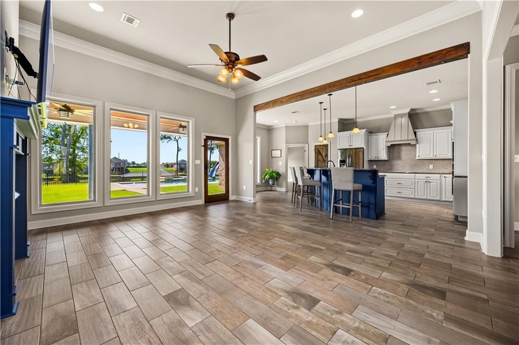 Natchitoches, Louisiana, 71457, United States, 4 Bedrooms Bedrooms, ,3 BathroomsBathrooms,Residential,For Sale,1974090