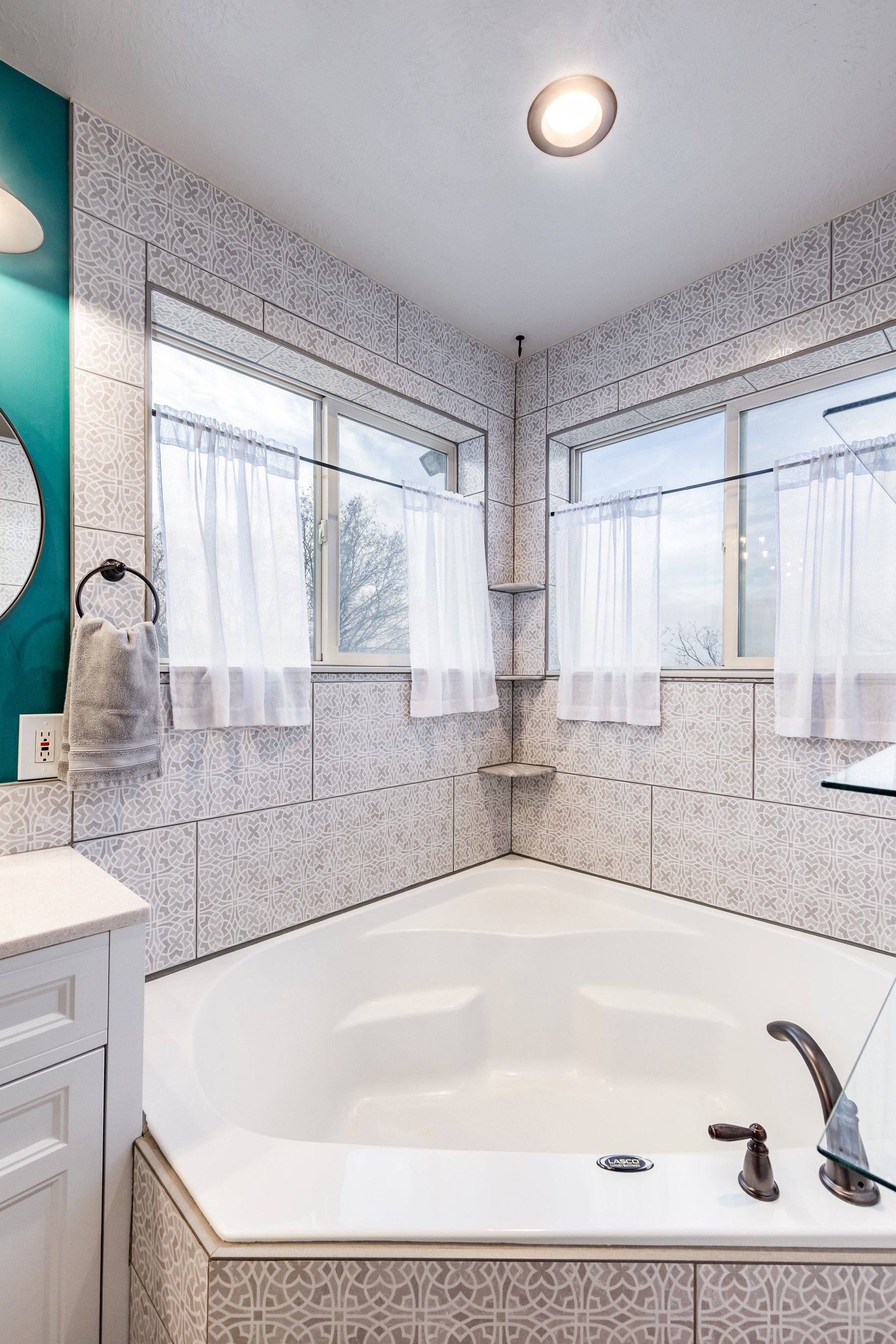  Rare Opportunity in Herriman High Country Estates  Rambler on 7.7 Private Acres - 物件實景