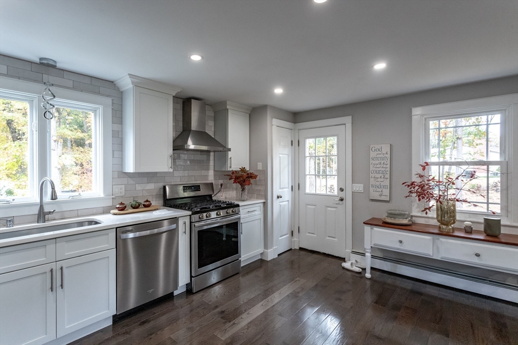 Westfield, Massachusetts, 01085, United States, 4 Bedrooms Bedrooms, ,2 BathroomsBathrooms,Residential,For Sale,1967509