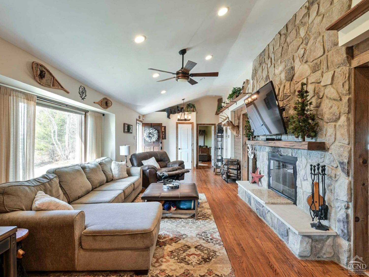 Jewett, New York, 12444, United States, 3 Bedrooms Bedrooms, ,2 BathroomsBathrooms,Residential,For Sale,1927489